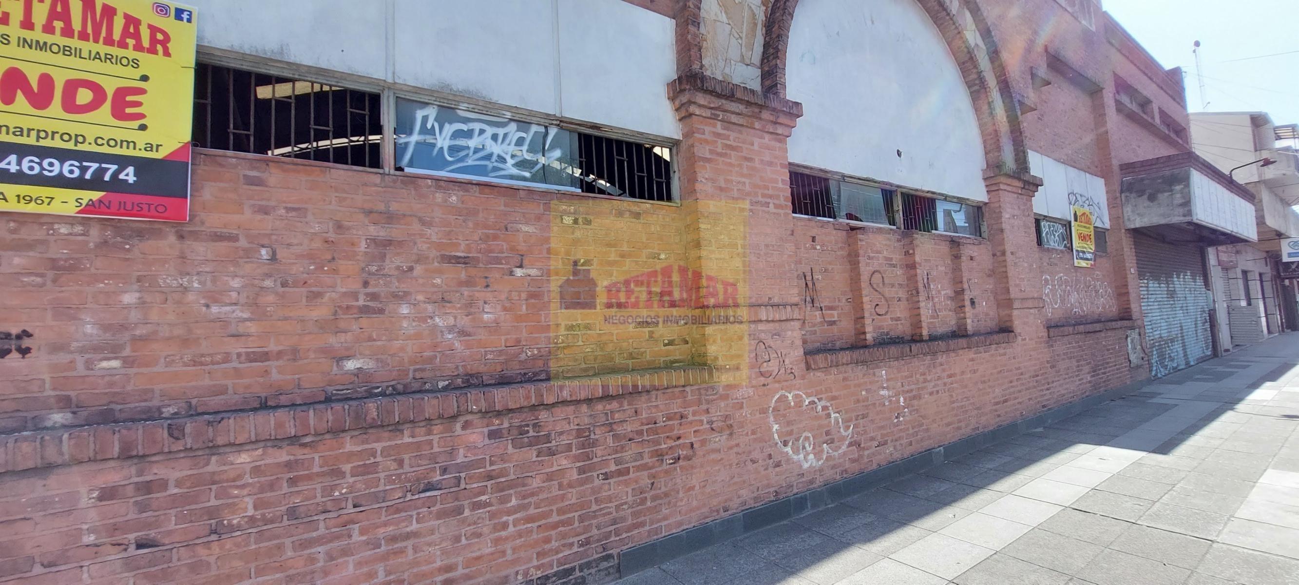 Venta de Imponente Inmueble Comercial en San Justo Centro. Consulte — foto 2