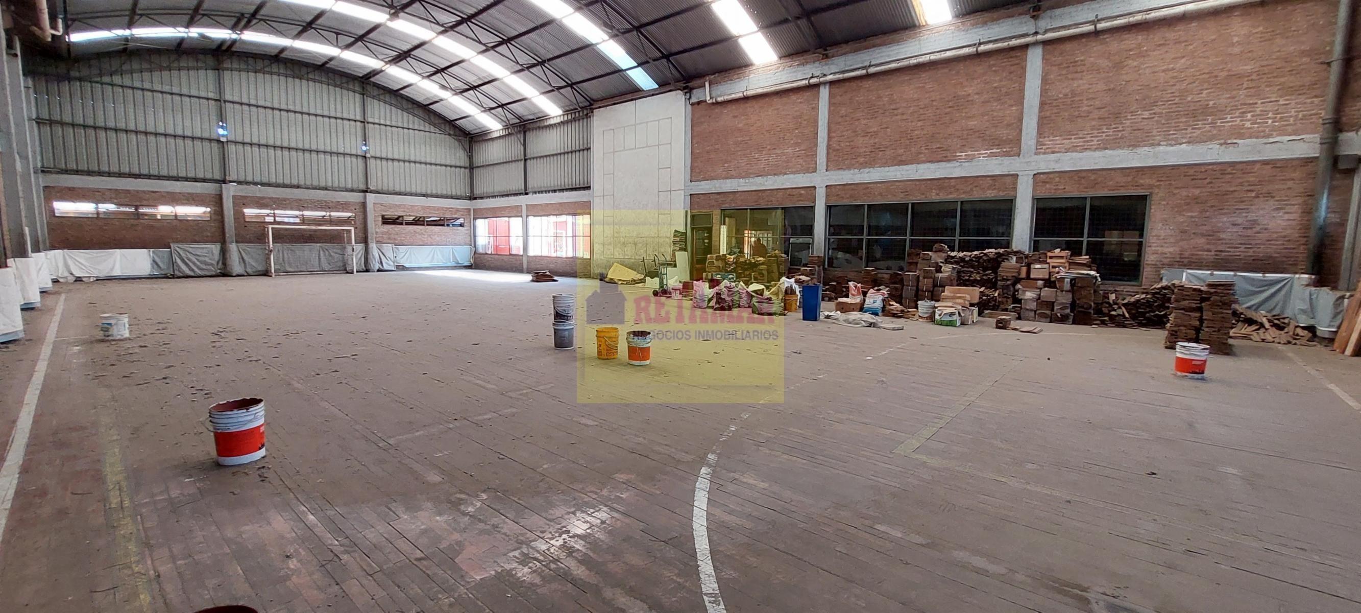 Venta de Imponente Inmueble Comercial en San Justo Centro. Consulte — foto 7