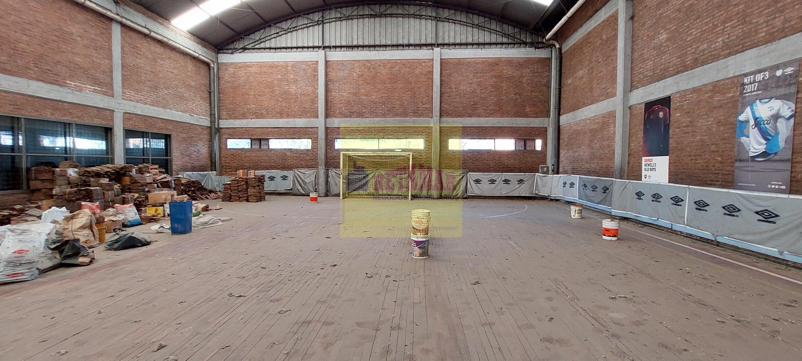 Venta de Imponente Inmueble Comercial en San Justo Centro. Consulte — foto 8