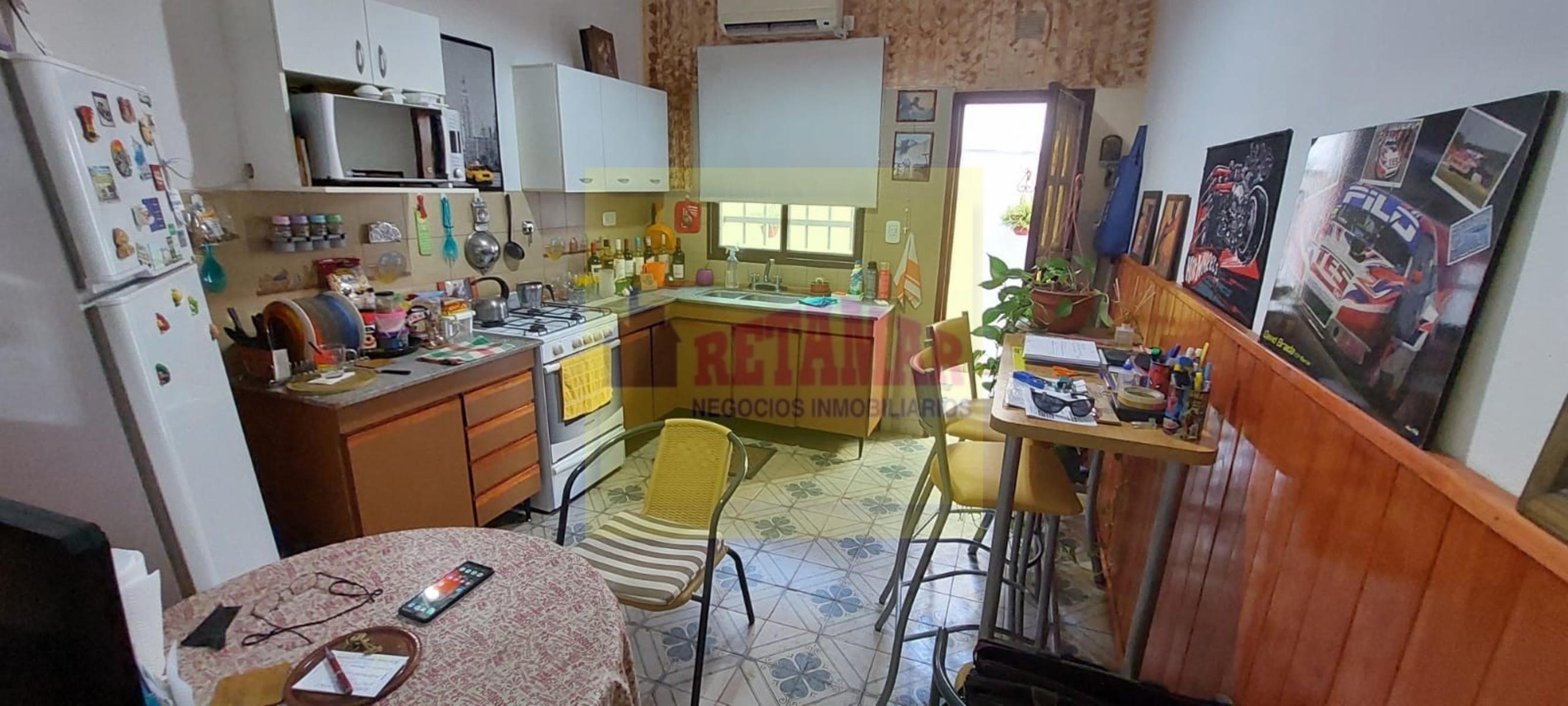 EXCELENTE PH DE 4 AMBIENTES EN 2 PLANTAS. ZONA SAN JUSTO/ LOMAS DEL MIRADOR. CONSULTE — foto 3
