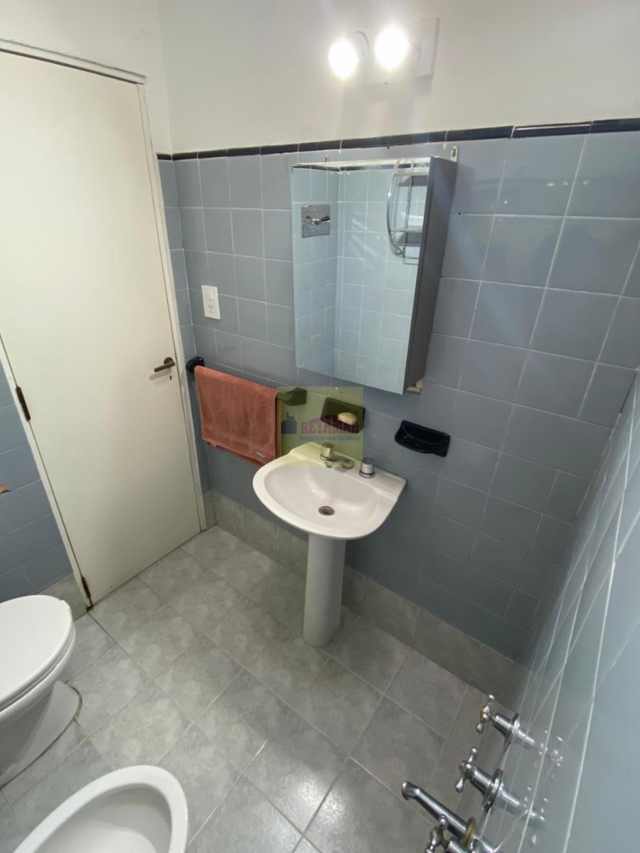 Venta de 3 departamentos en block. Zona Villa Luzuriaga. Consulte — foto 10