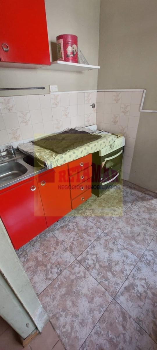 Venta de 3 departamentos en block. Zona Villa Luzuriaga. Consulte — foto 13