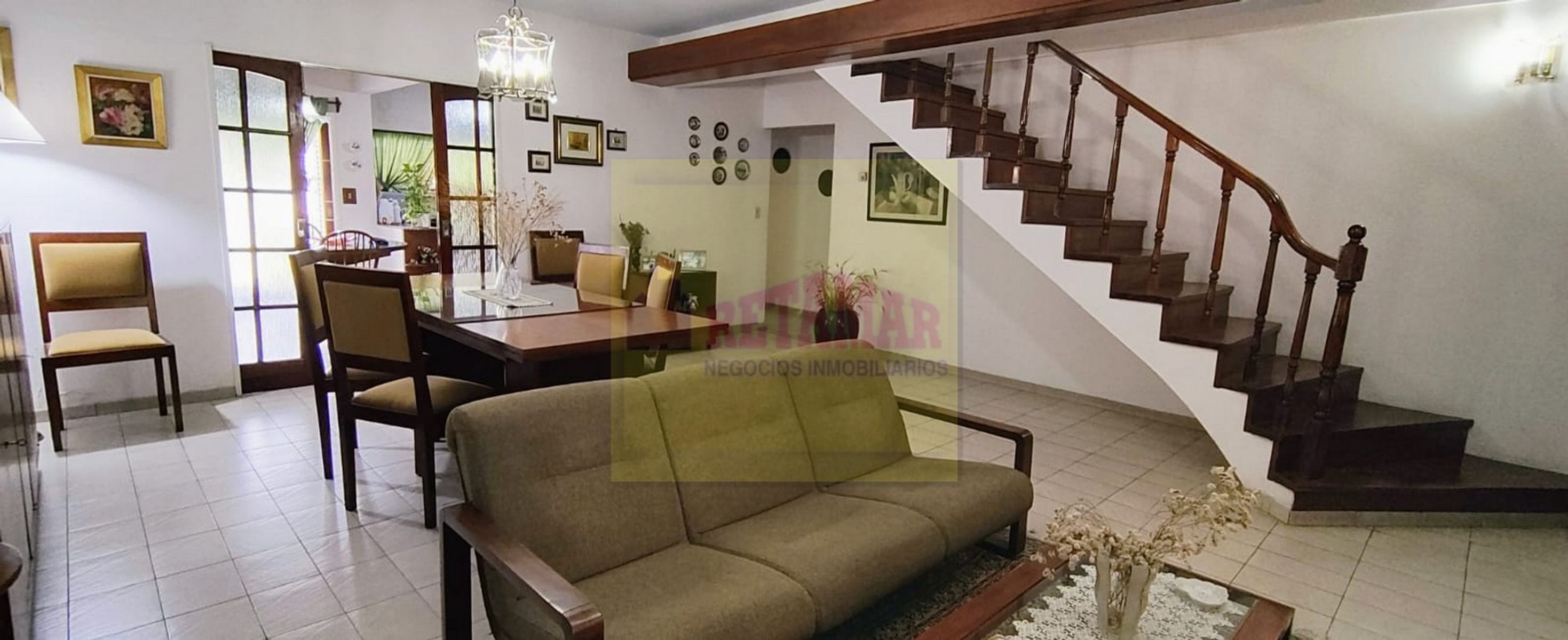 Chalet en Venta en Morón - Casa 4 Ambientes con Quincho, Garage y Altillo — foto 2