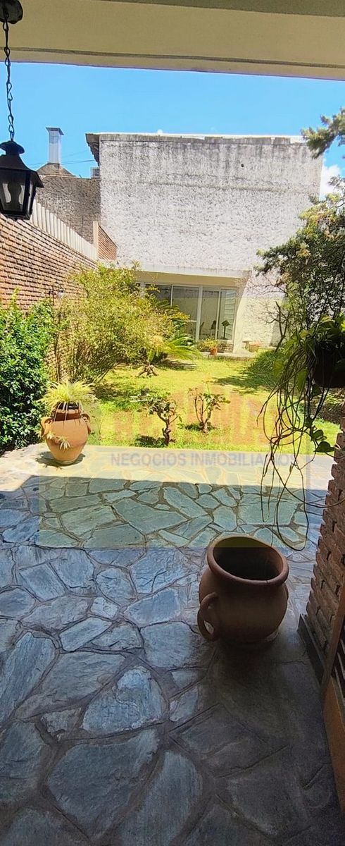 Chalet en Venta en Morón - Casa 4 Ambientes con Quincho, Garage y Altillo — foto 15