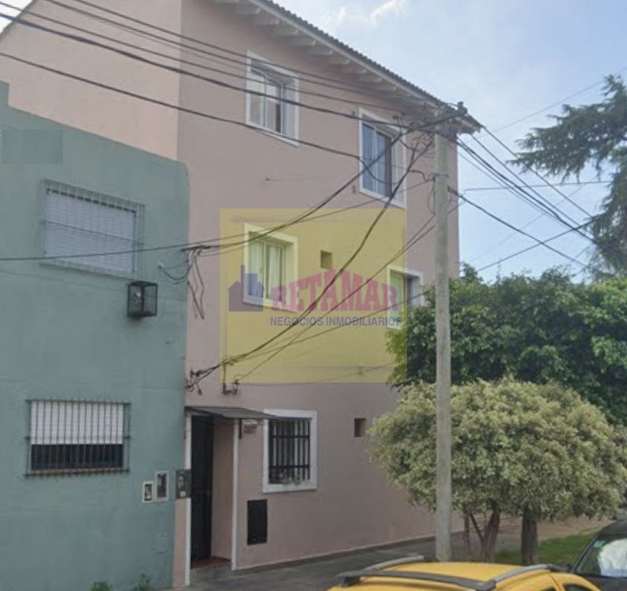 Venta departamento 3 ambientes en planta baja con 2 patios en Villa Luzuriaga