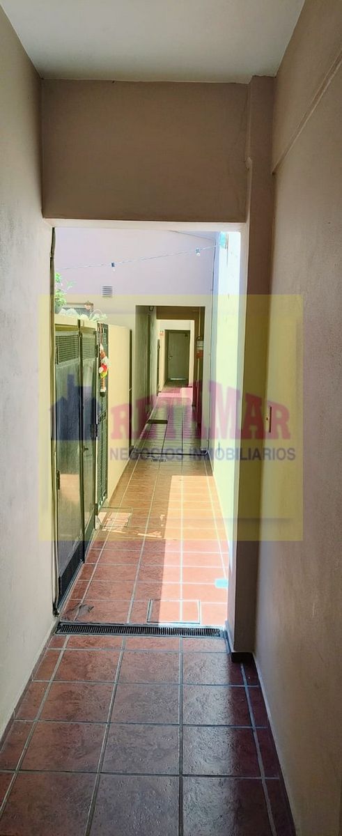 Venta departamento 3 ambientes en planta baja con 2 patios en Villa Luzuriaga — foto 2
