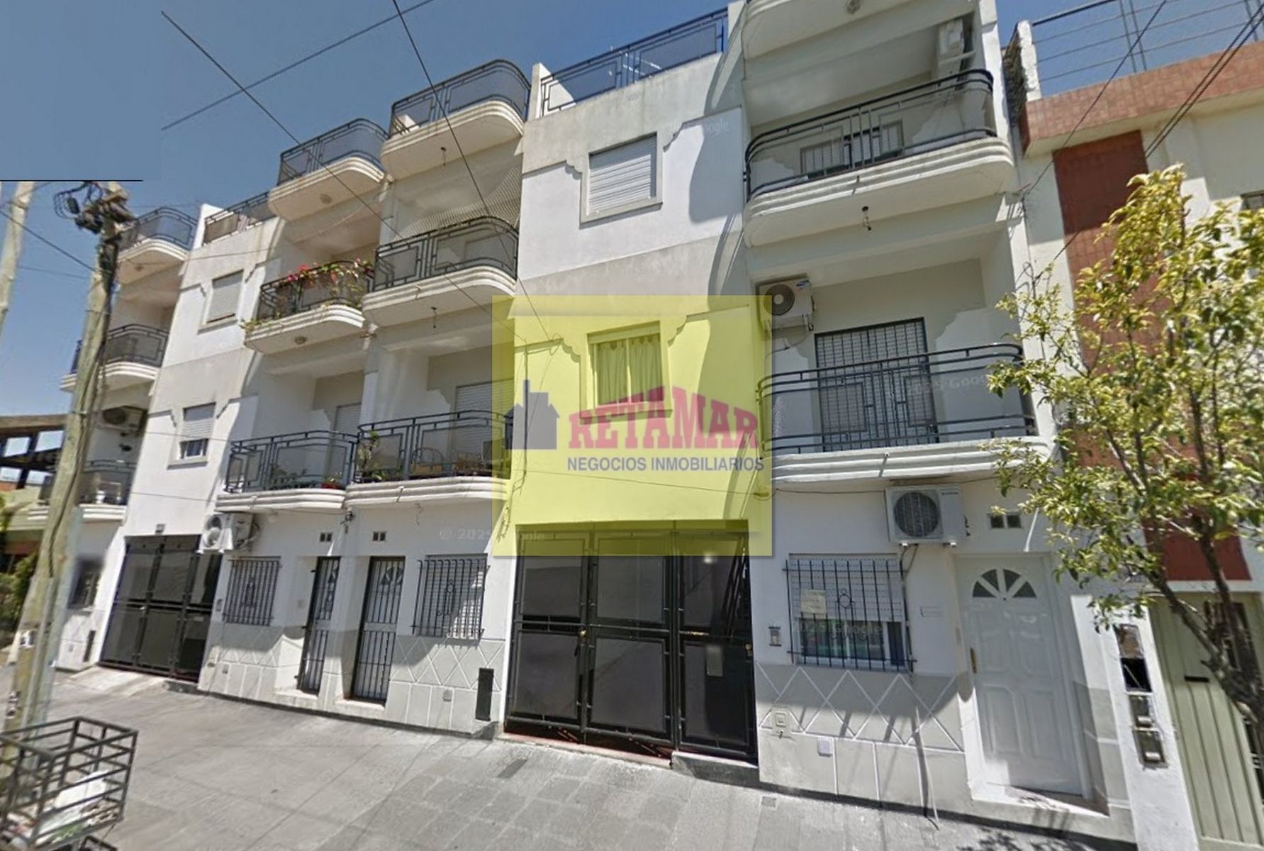 Departamento 3 Ambientes con Cochera - Planta Baja al Frente-Patio-Villa Luzuriaga