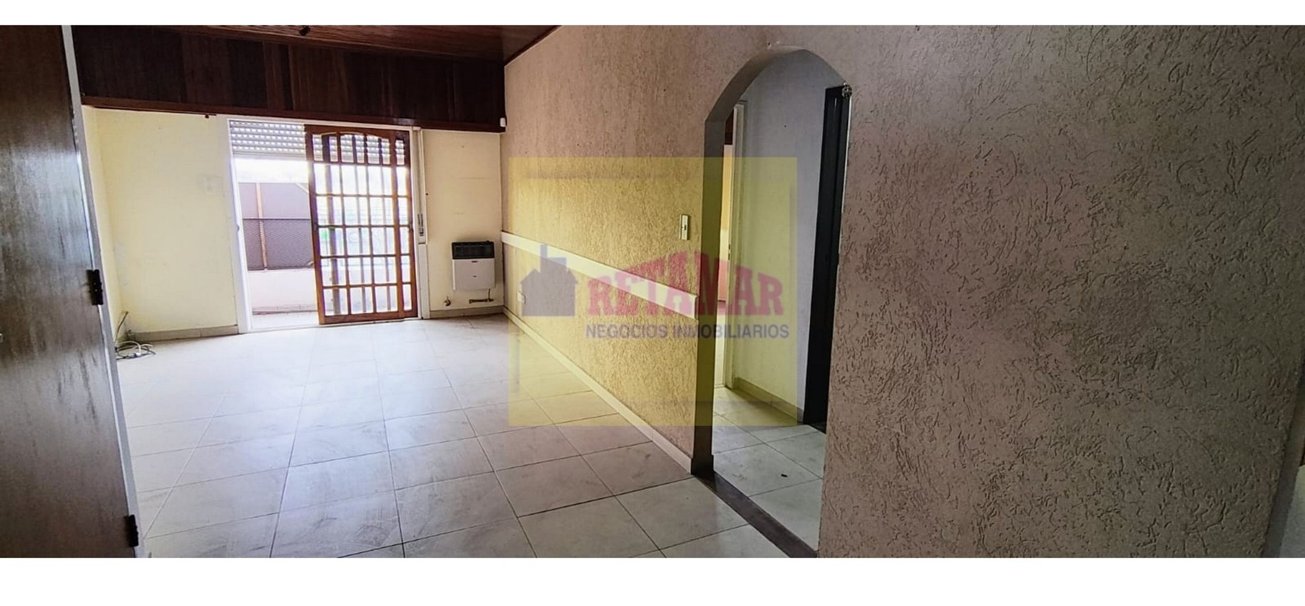Hermoso Departamento 3 Ambientes con Balcón, Patio y Parrilla sobre Av. Presidente Perón - San Justo - 4