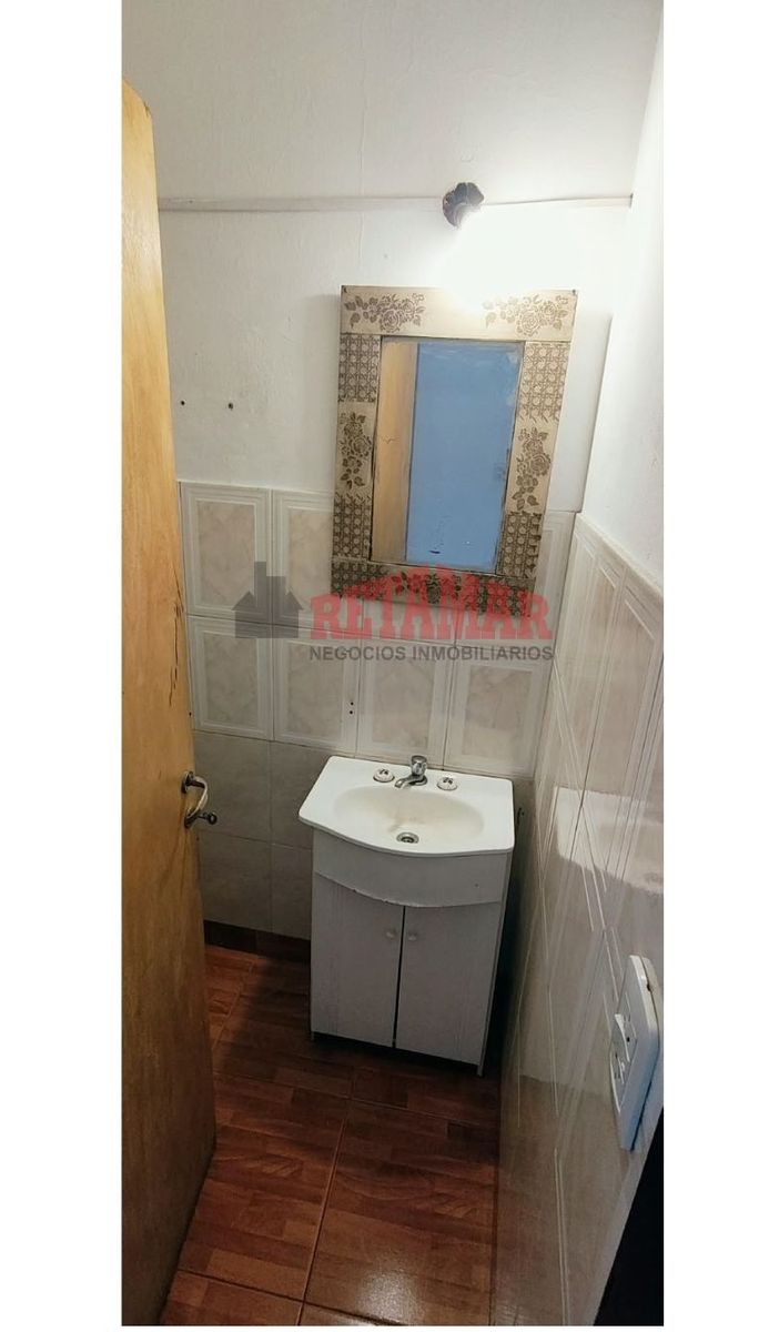 Alquiler Comercial sobre Arieta en Villa Luzuriaga — foto 4