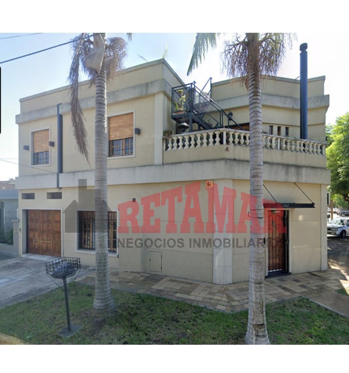 Casa en venta en Villa Luzuriaga, 3 ambientes con escritorio, garage y terraza con parrilla. - 1