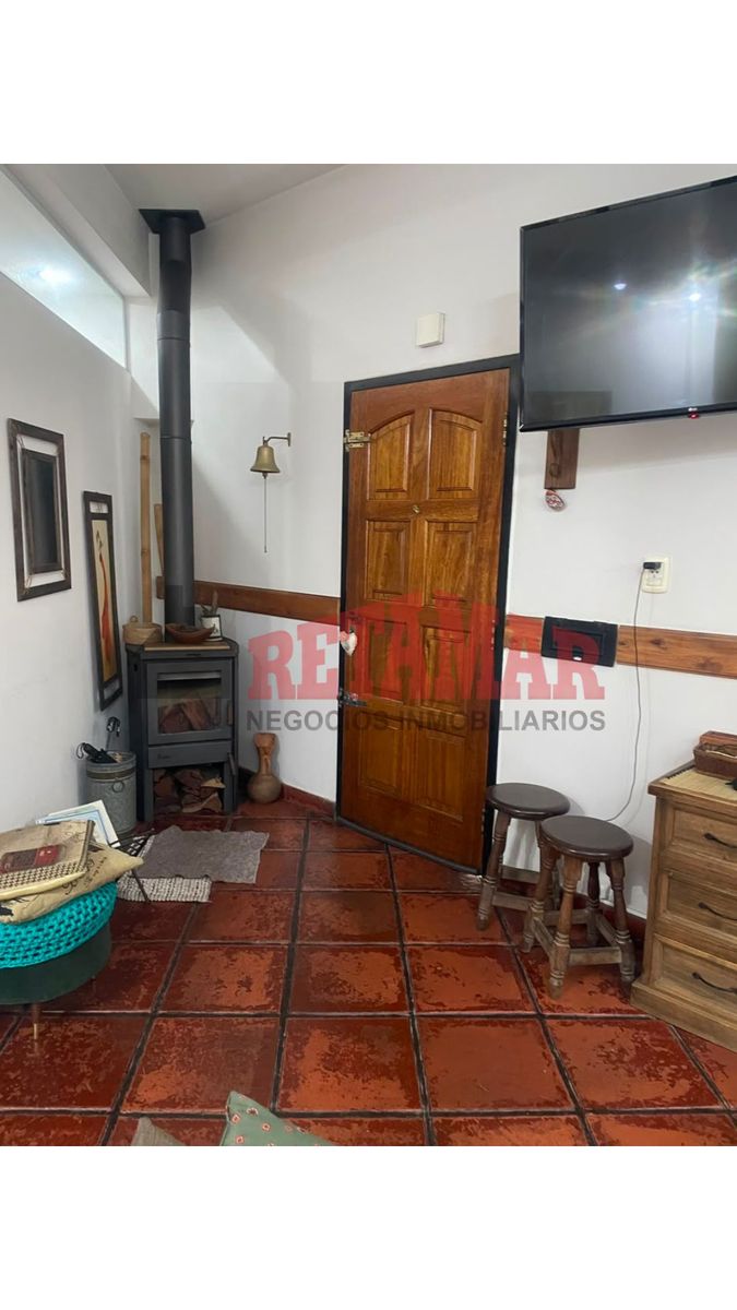 Casa en venta en Villa Luzuriaga, 3 ambientes con escritorio, garage y terraza con parrilla. - 18