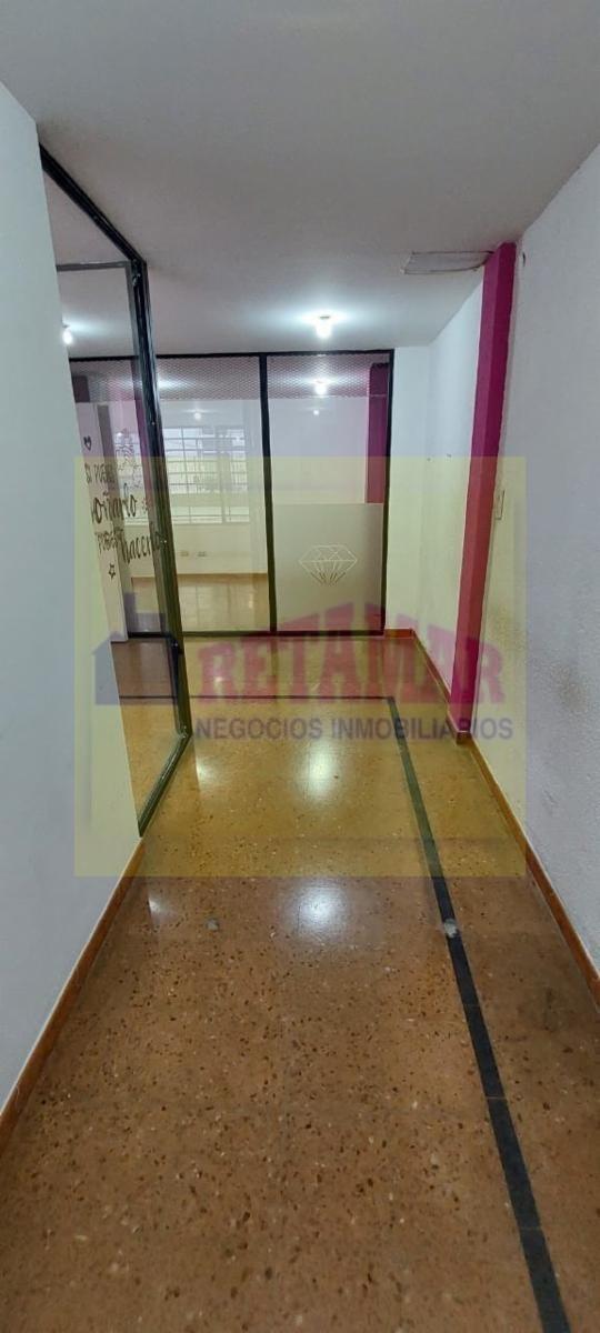 Venta de Excelente local Comercial - Zona Haedo — foto 2