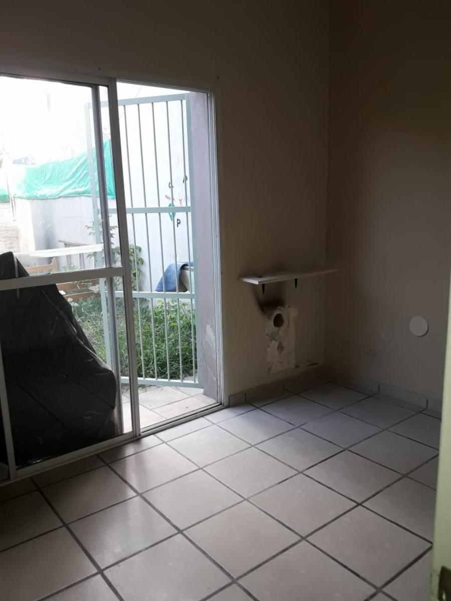 Ph tipo casa en alquiler. 3 dormitorios, jardin, cochera. - 7