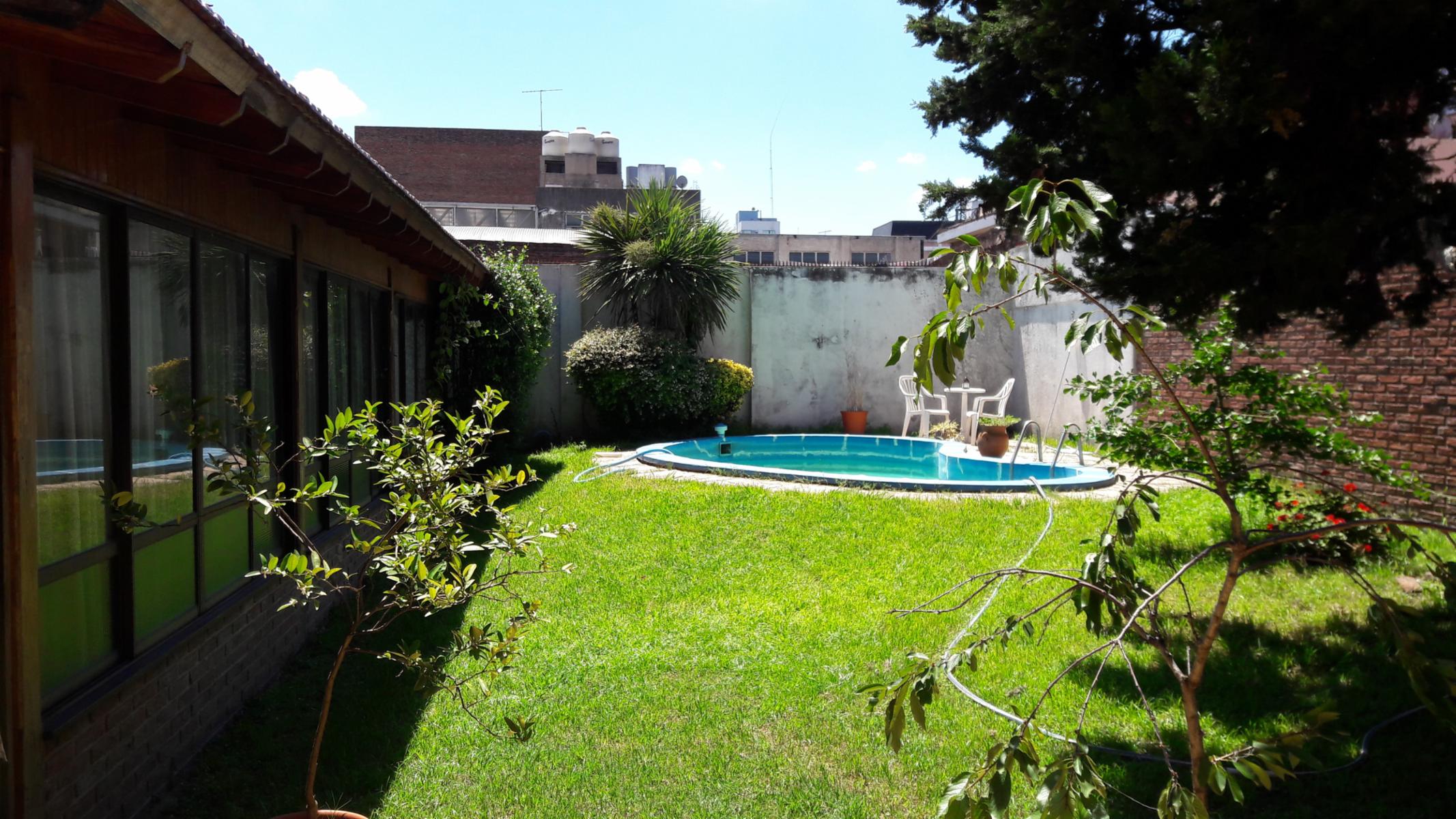 EXCELENTE LOTE DE TERRENO CON DEMOLICIÓN - EN SAN JUSTO CENTRO - 11 M DE FRENTE X 44 M DE FONDO
