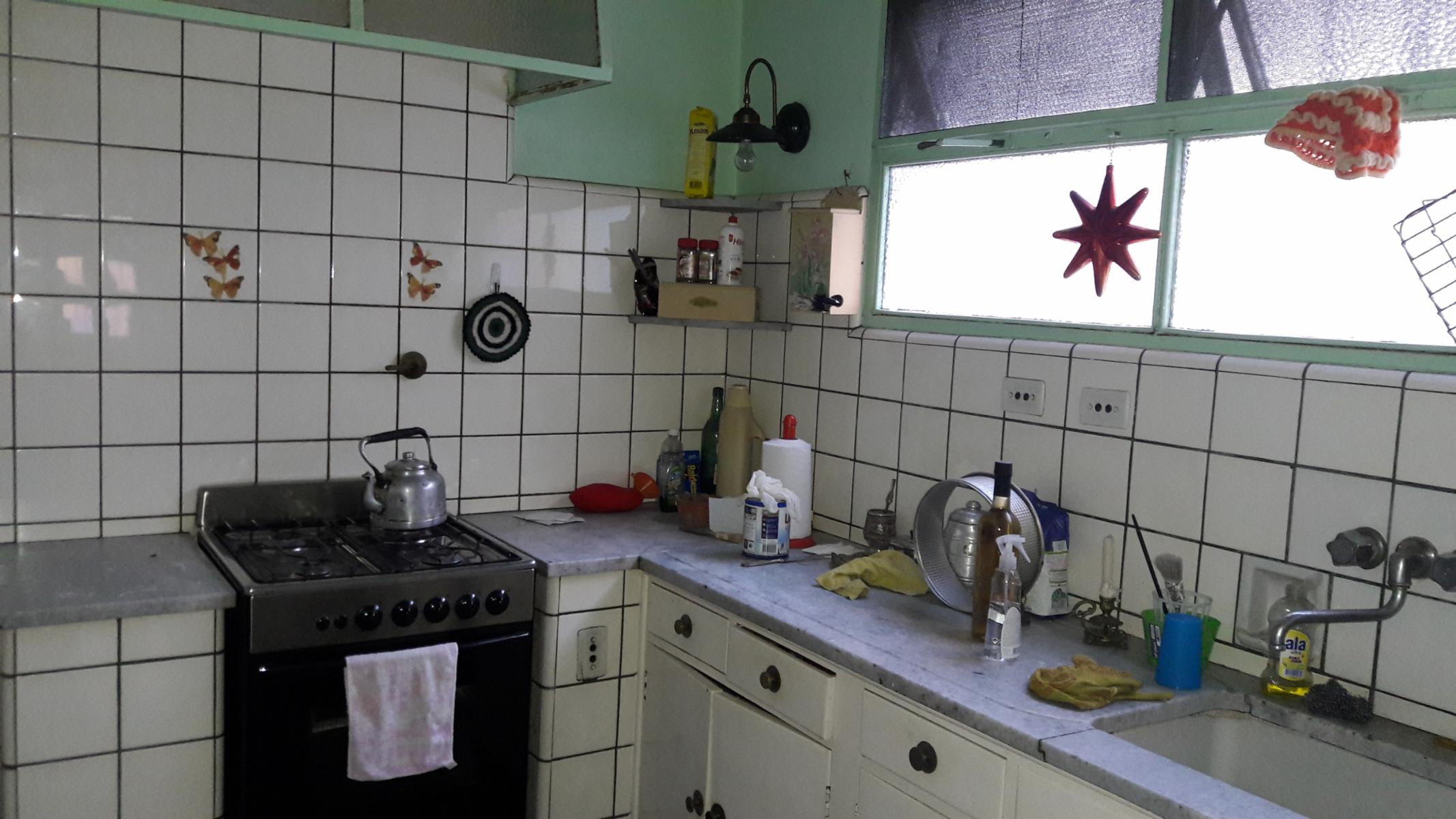 CASA AMERICANA 4 AMBIENTES - APTO CRÉDITO - GARAJE Y FONDO EXCELENTE UBICACIÓN EN HAEDO NORTE — foto 2
