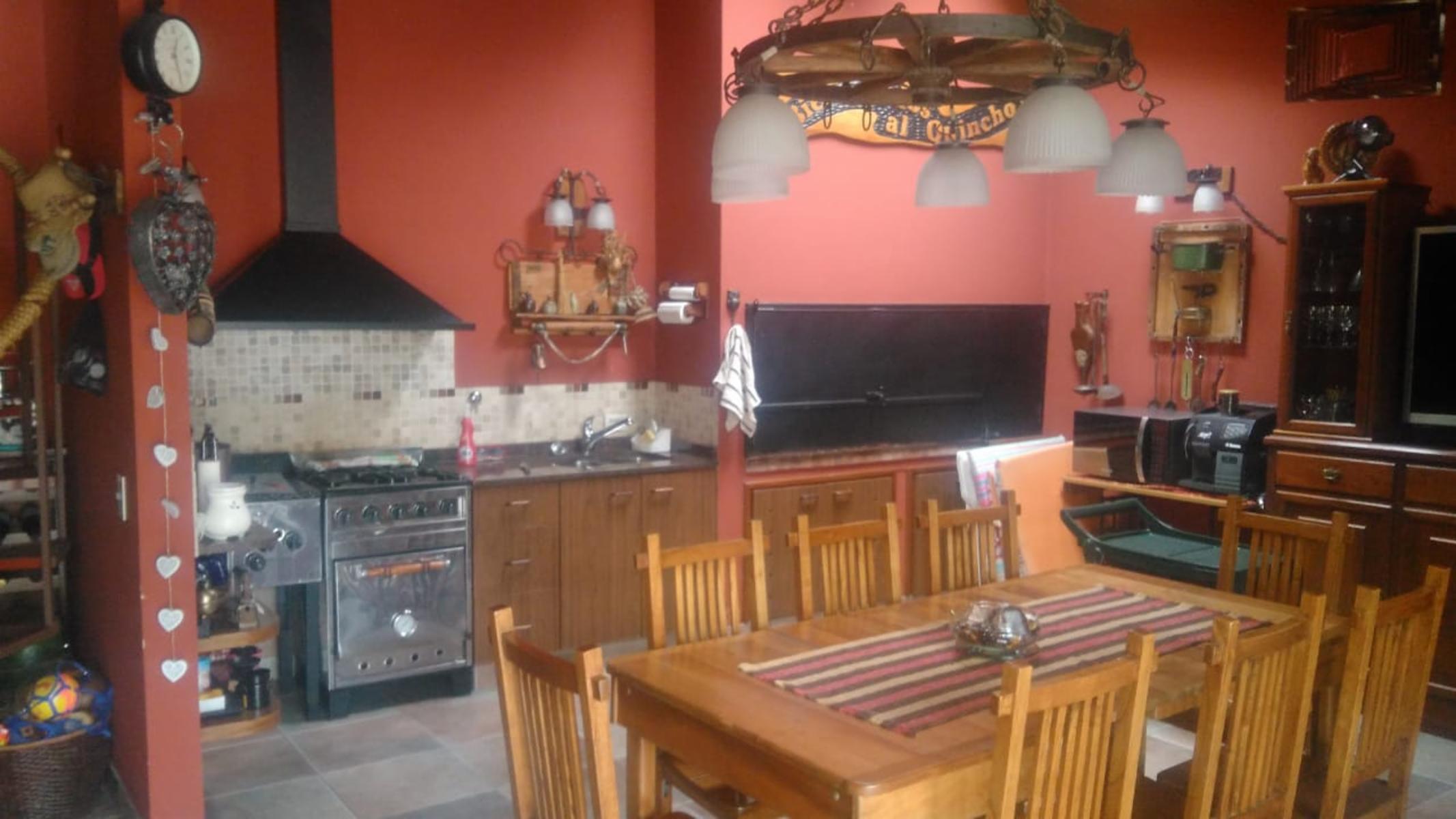 CASA - 4 AMBIENTES - EXCELENTE DISEÑO - S/LOTE 8,66M X 49,20 M - HAEDO SUR — foto 5