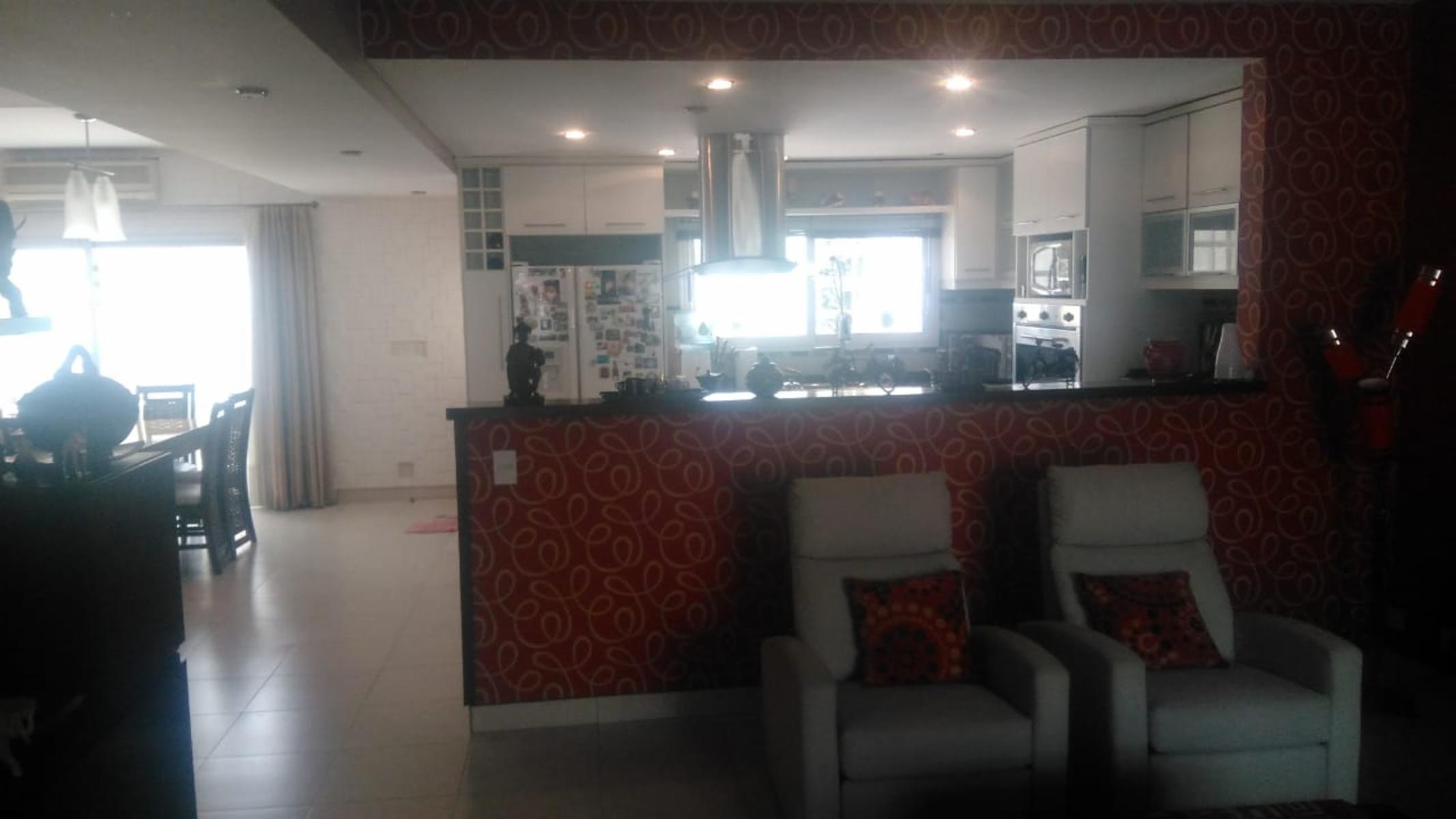 CASA - 4 AMBIENTES - EXCELENTE DISEÑO - S/LOTE 8,66M X 49,20 M - HAEDO SUR — foto 6