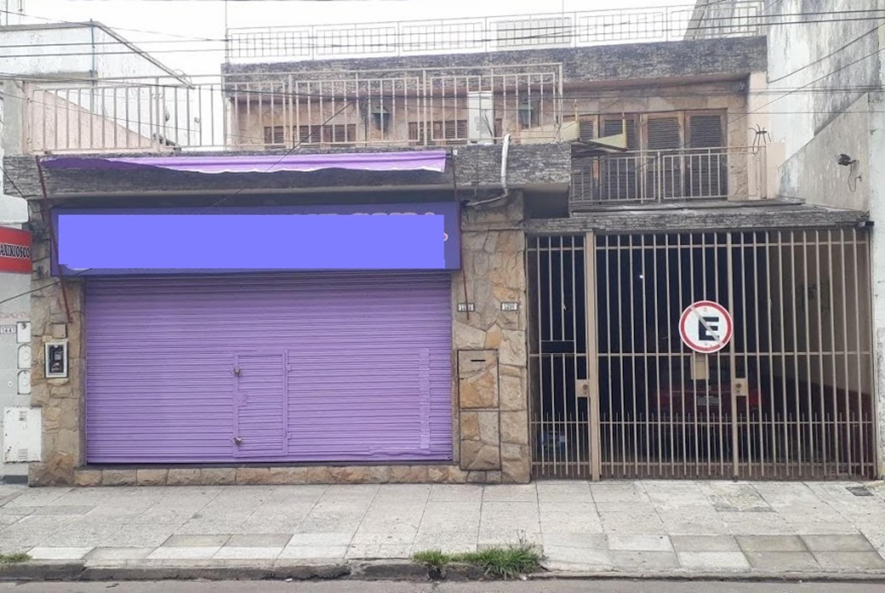 EXCELENTE OPORTUNIDAD - CASA 8 AMBIENTES + LOCAL COMERCIAL - IDEAL P/3 FAMILIAS — foto 2
