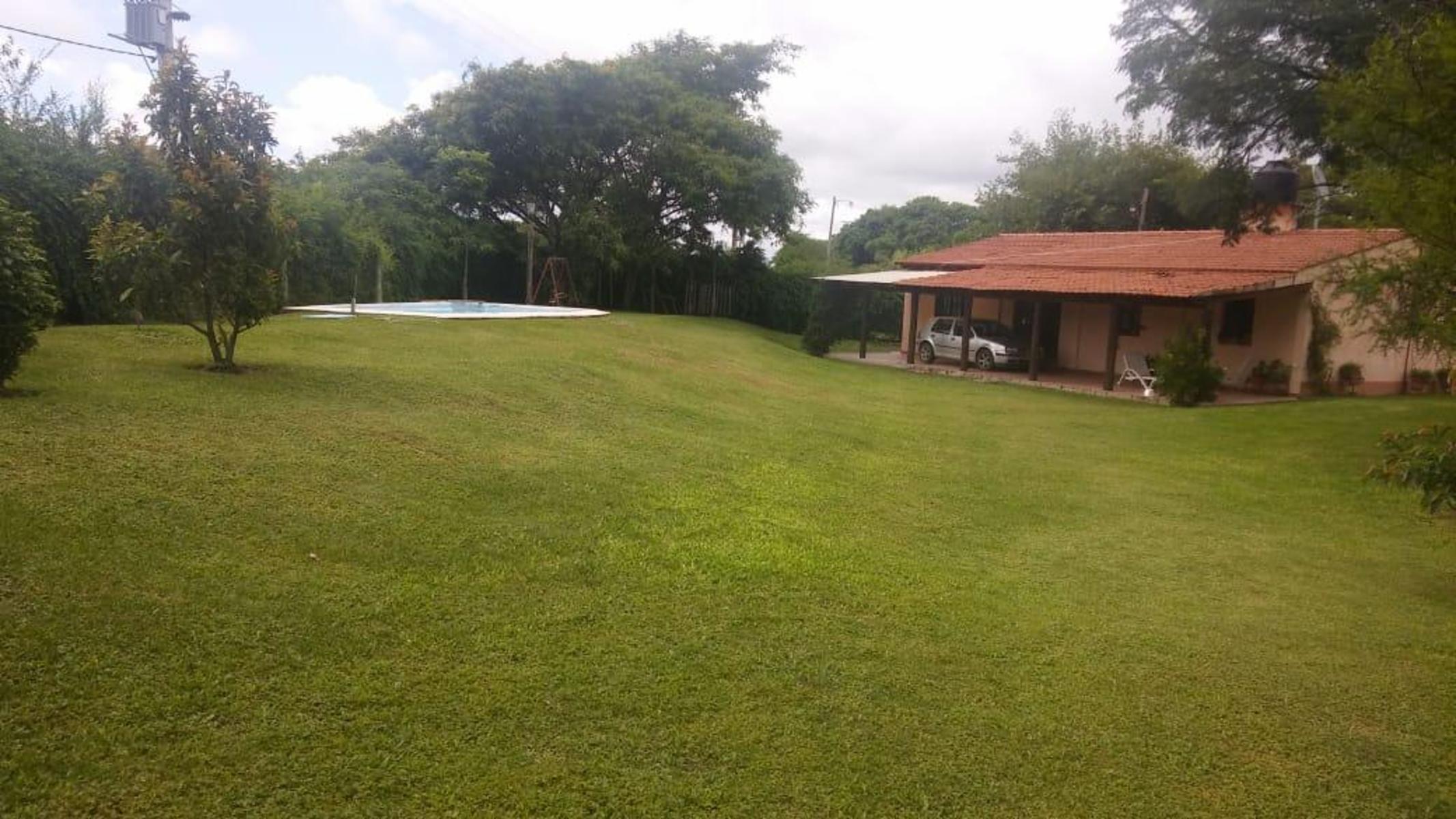 Venta de casa en San Lorenzo ( 1400 m2) 3dorm c/parque y piscina. — foto 2
