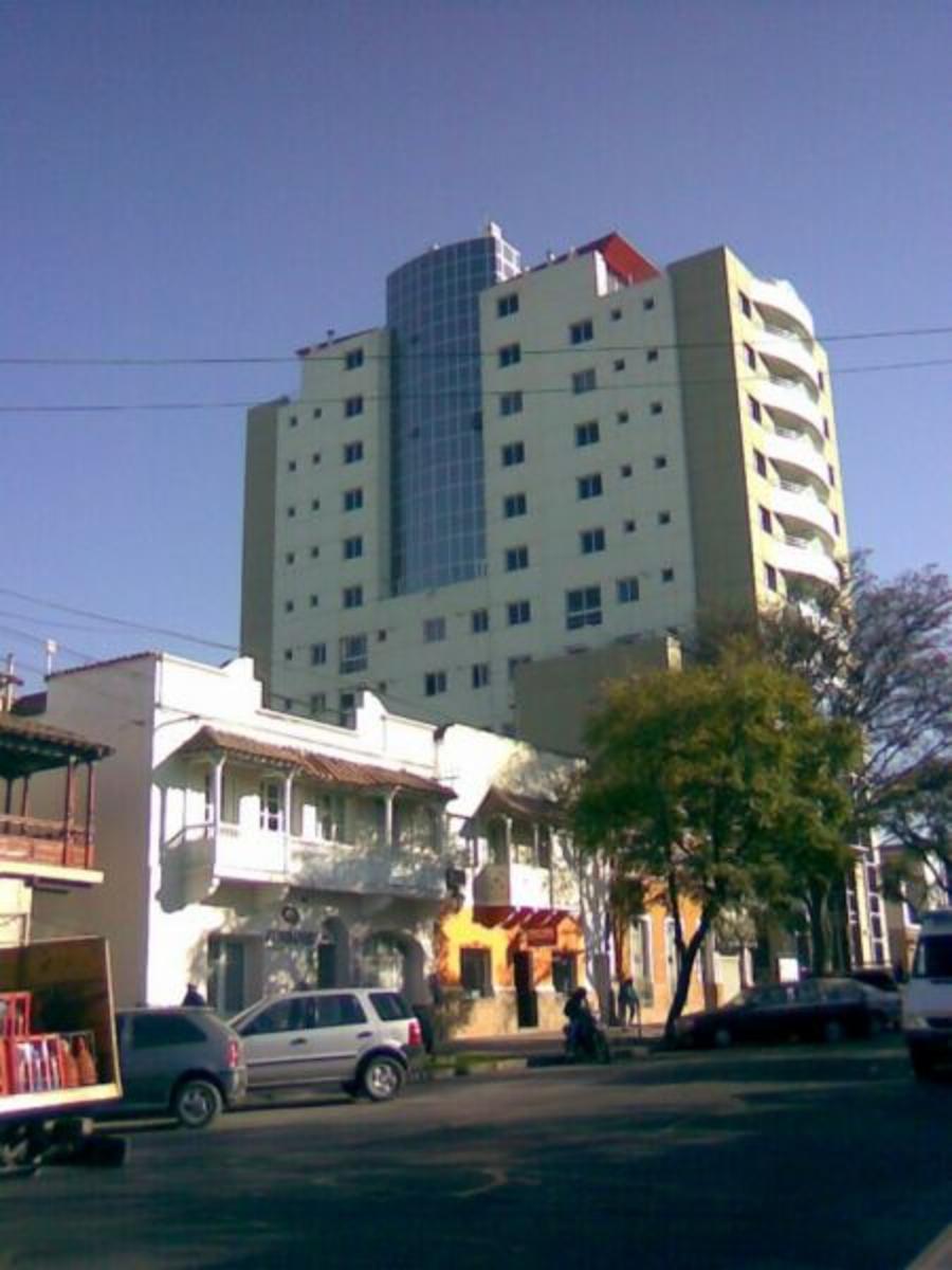 Venta de dpto 2 dorm céntrico.