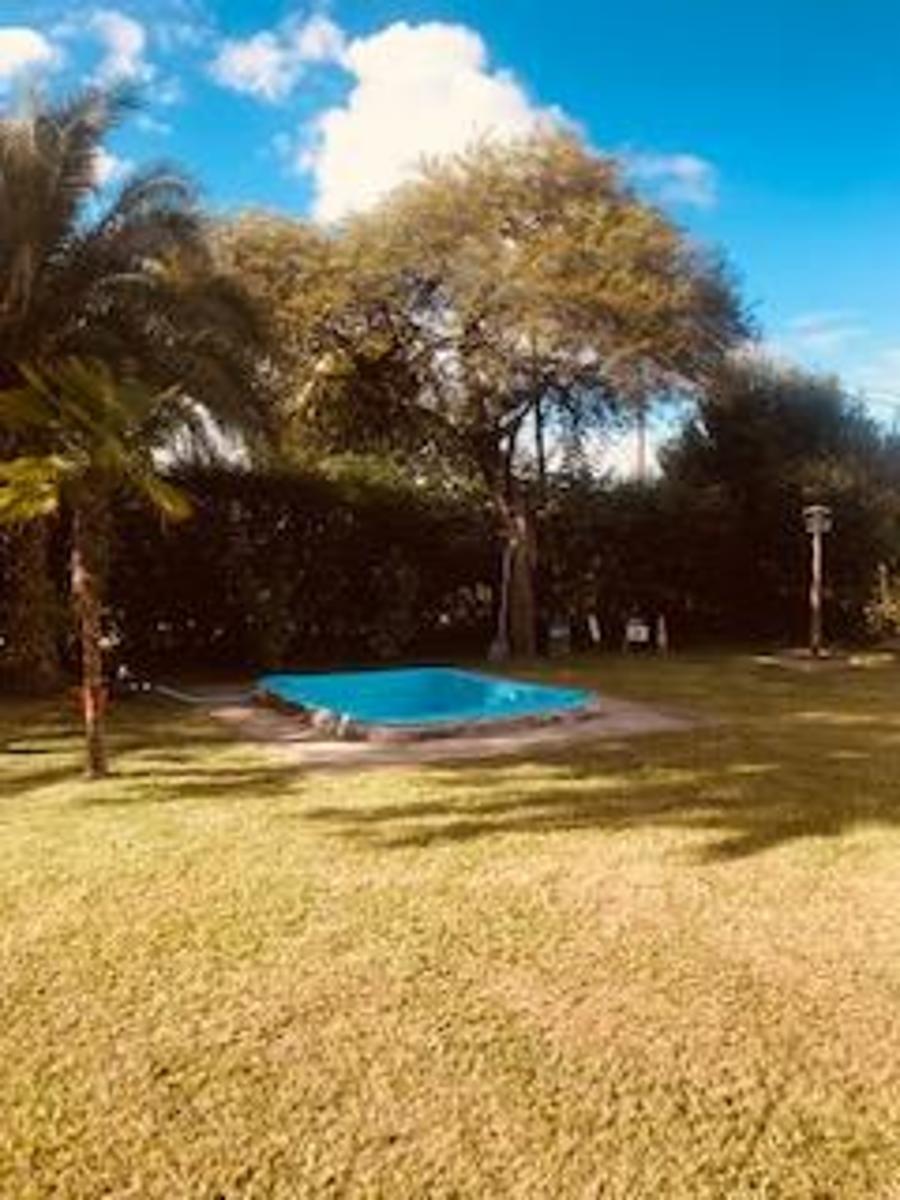 Venta de casa de campo en San Luis con piscina y terreno de 550 m2. - 3