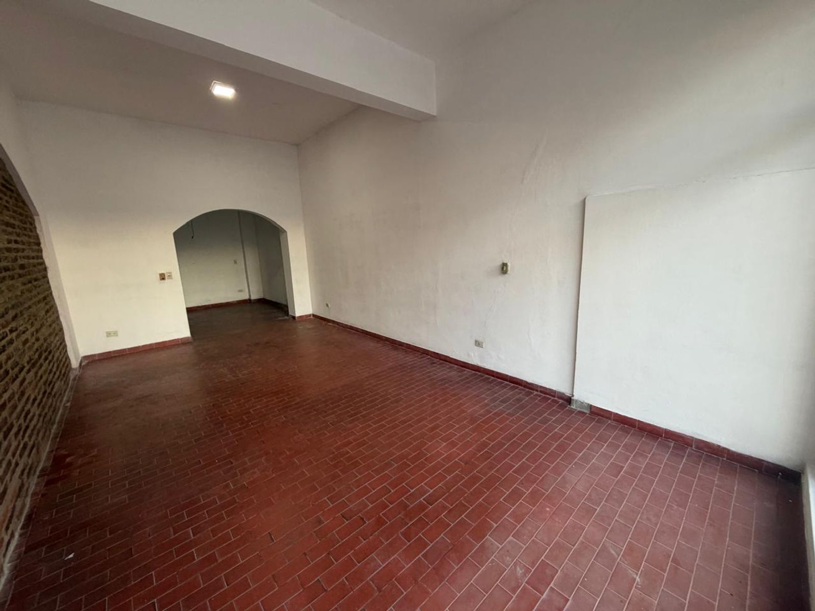 ALQUILER - Local 30 M2 - Sargento Palma 1100 - Villa Bosch - Tres De Febrero - 2