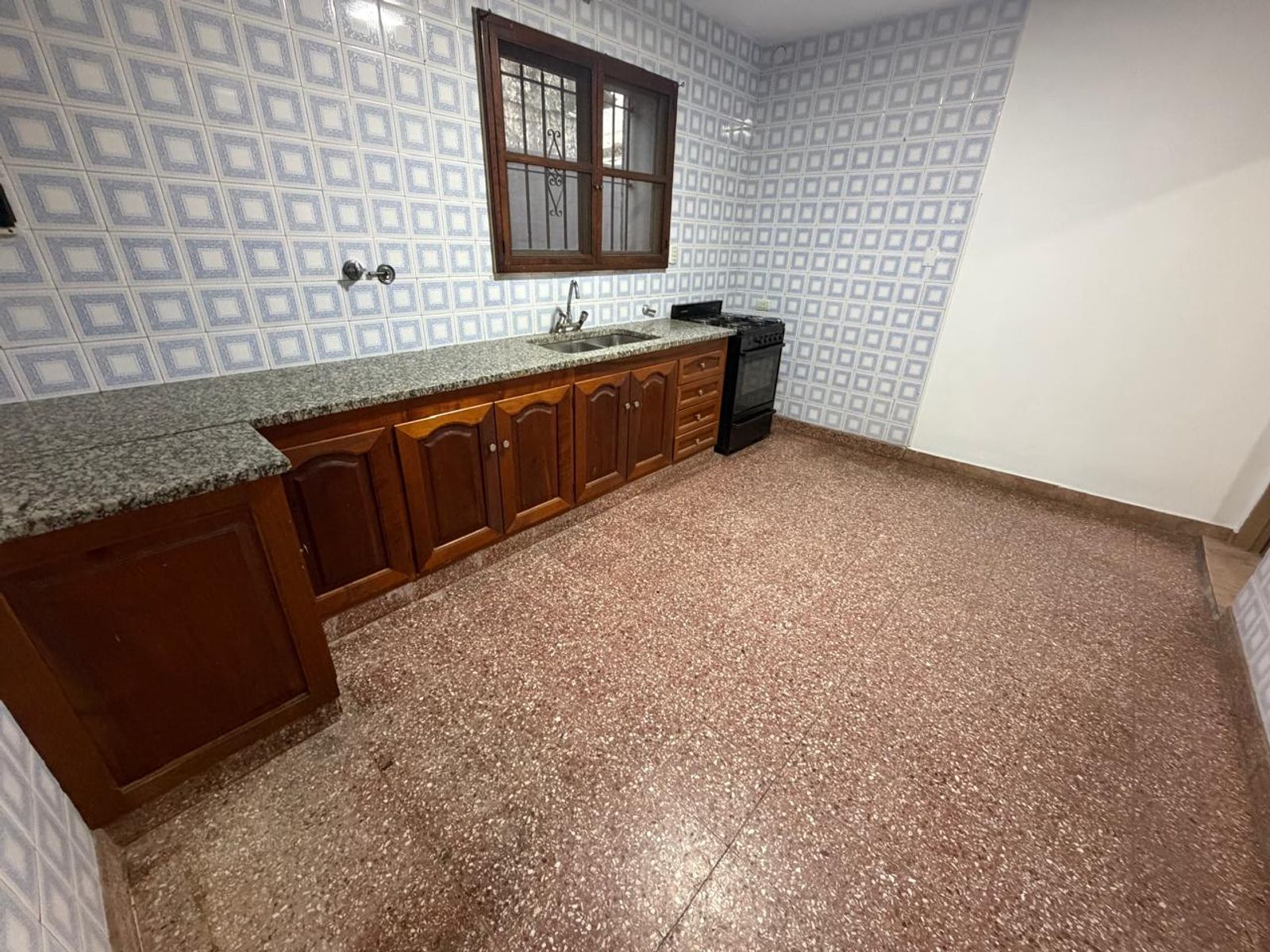 ALQUILER - Dpto 2 Amb Con Patio - San Lorenzo 5900 - Billinghurst — foto 2