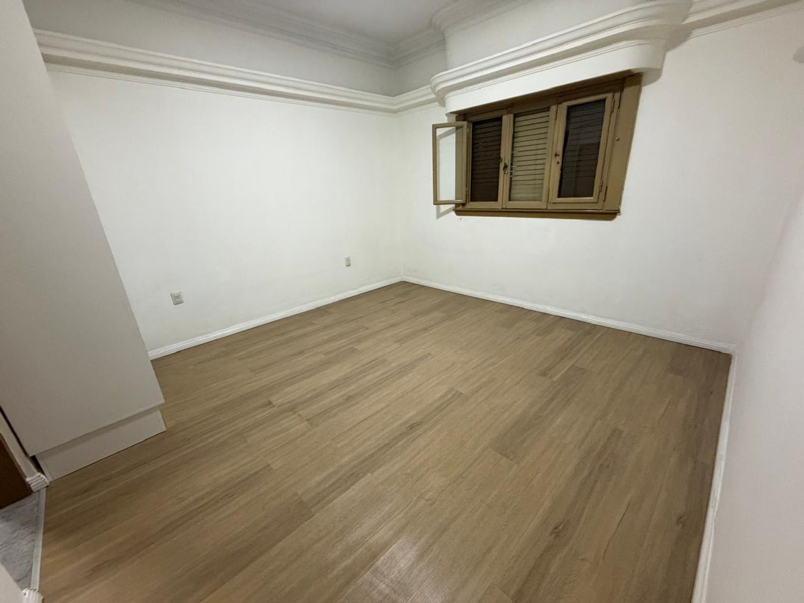 ALQUILER - Dpto 2 Amb Con Patio - San Lorenzo 5900 - Billinghurst — foto 3