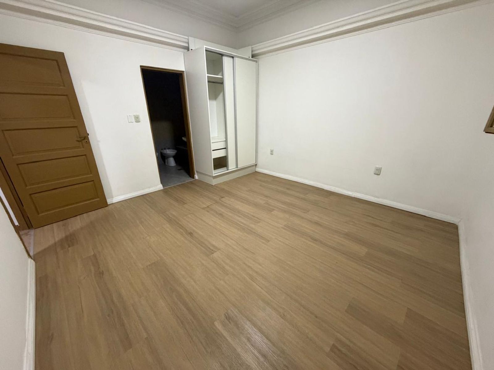 ALQUILER - Dpto 2 Amb Con Patio - San Lorenzo 5900 - Billinghurst — foto 6