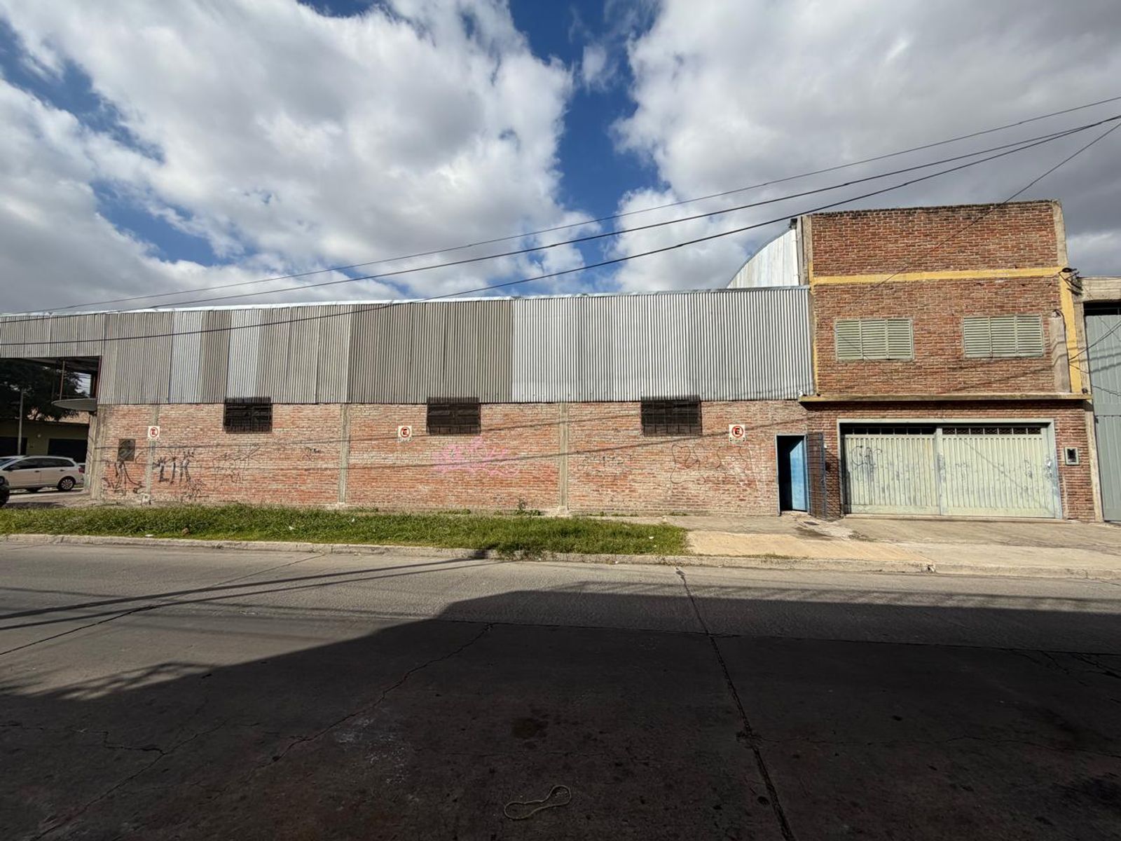 VENTA - Galpón 600 M2 - San Gerónimo Al 1000 - Villa Bosch - 3