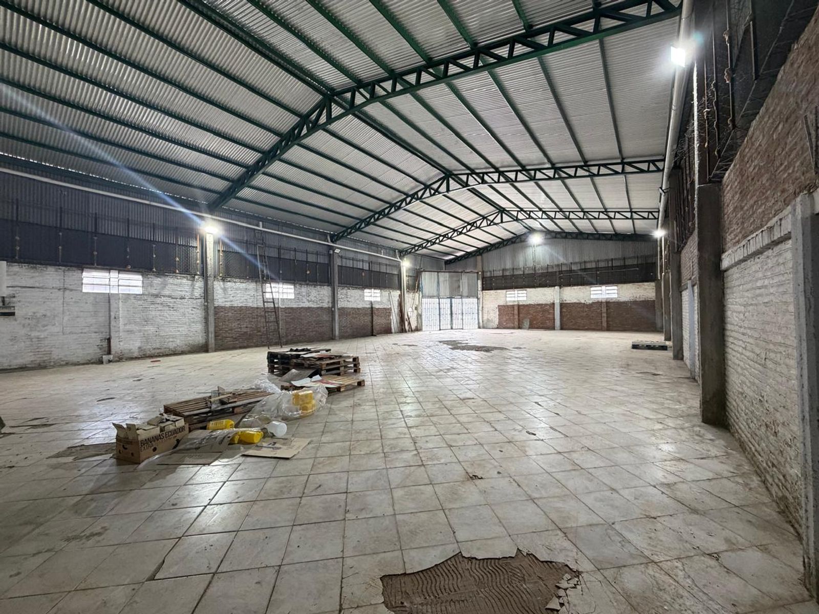 VENTA - Galpón 600 M2 - San Gerónimo Al 1000 - Villa Bosch - 5