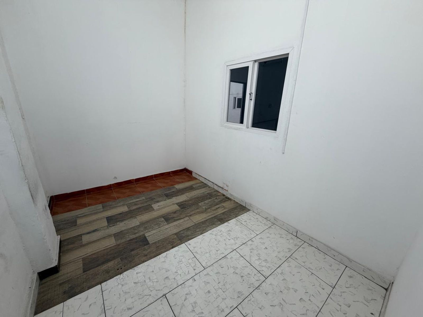 VENTA - Galpón 600 M2 - San Gerónimo Al 1000 - Villa Bosch - 12