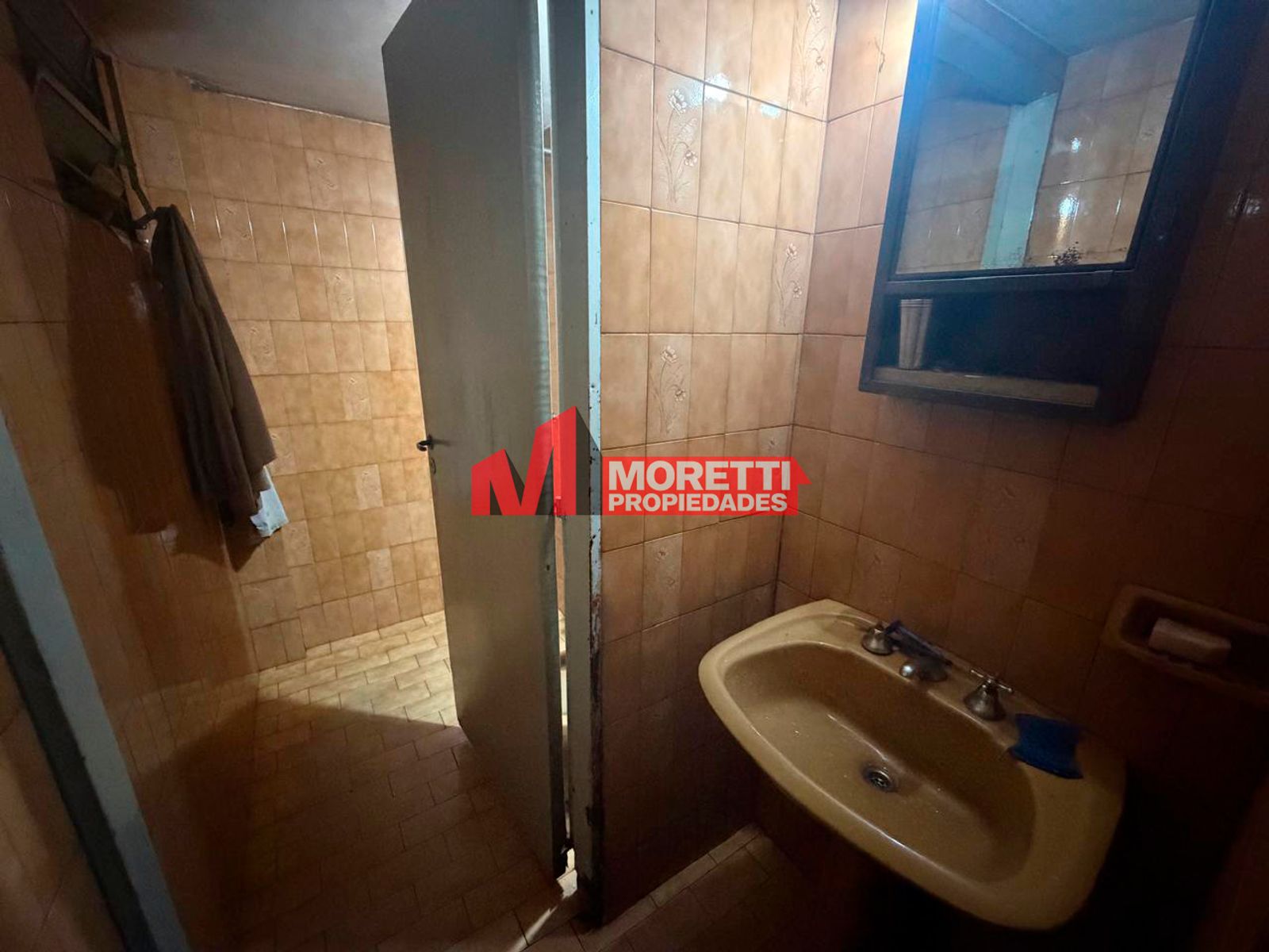 ALQUILER - Local 144 M2 - Santos Vega al 7100 - Villa Bosch — foto 8