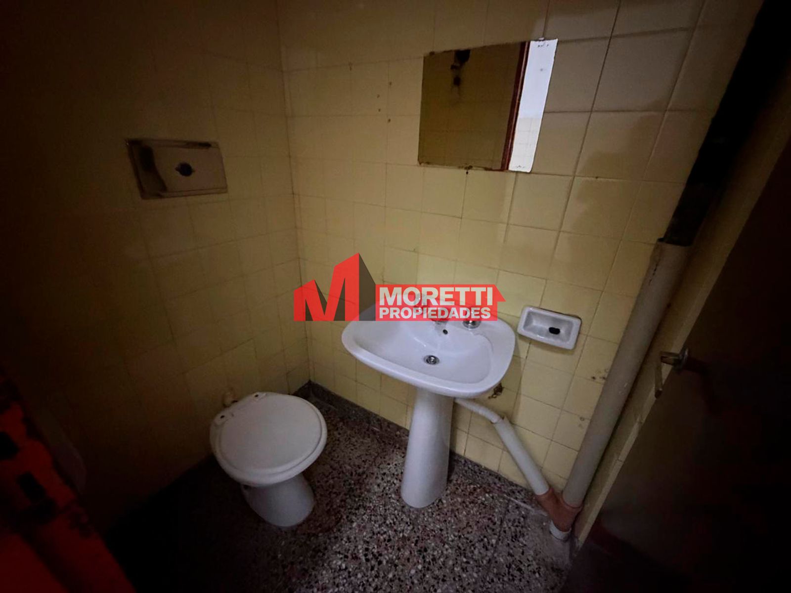 ALQUILER - Local 30 m2 - Triunvirato al 3800 - Billinghurst - 2