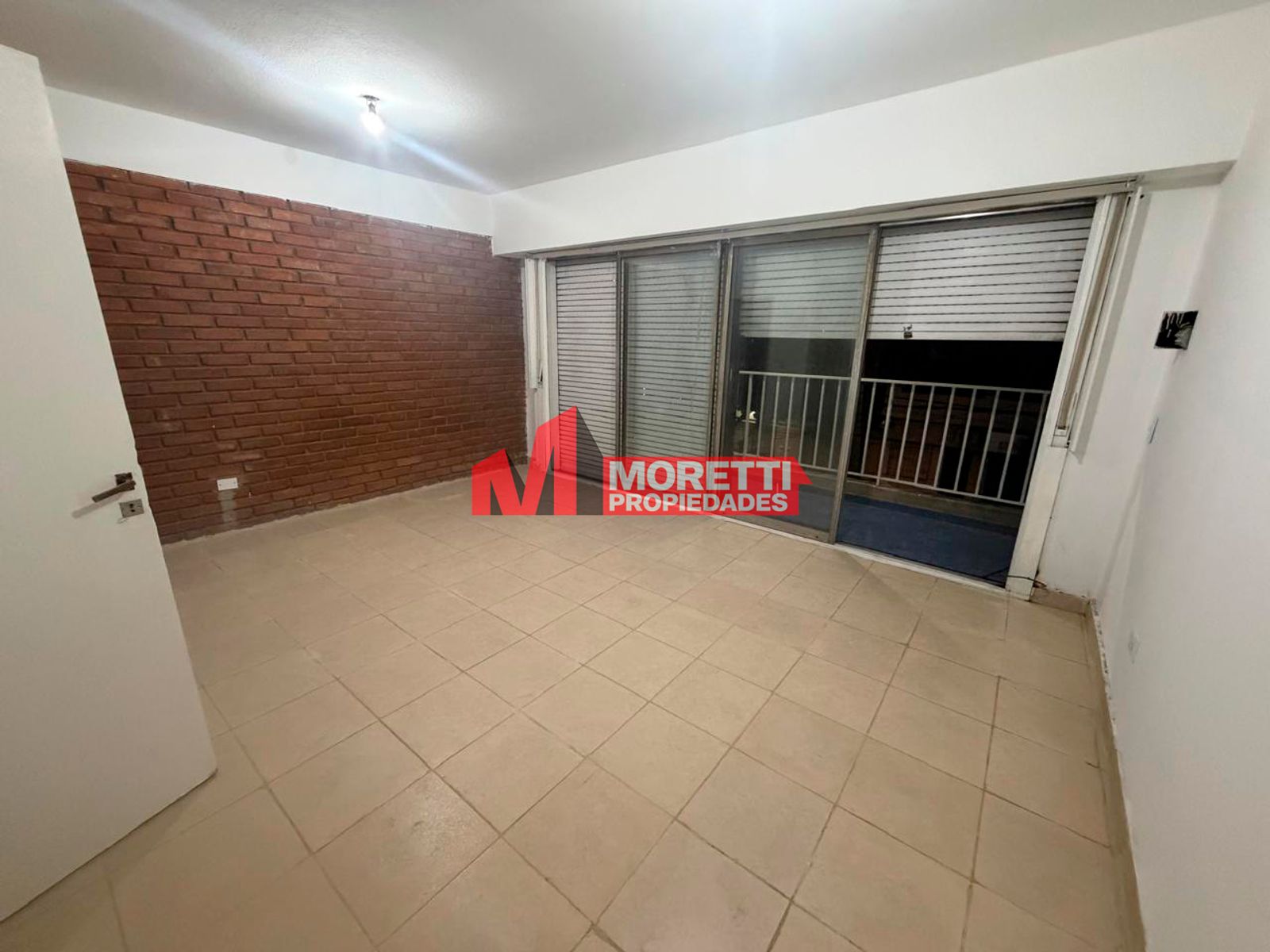 ALQUILER - Monoambiente - Triunvirato al 3900 - Billinghurst