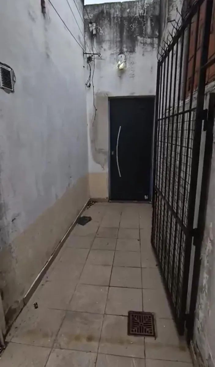 VENTA EN BLOCK OPORTUNIDAD- 2 PH 2 Amb. + PH a terminar-Pastor Luna al 7500-Villa Bosch - 2