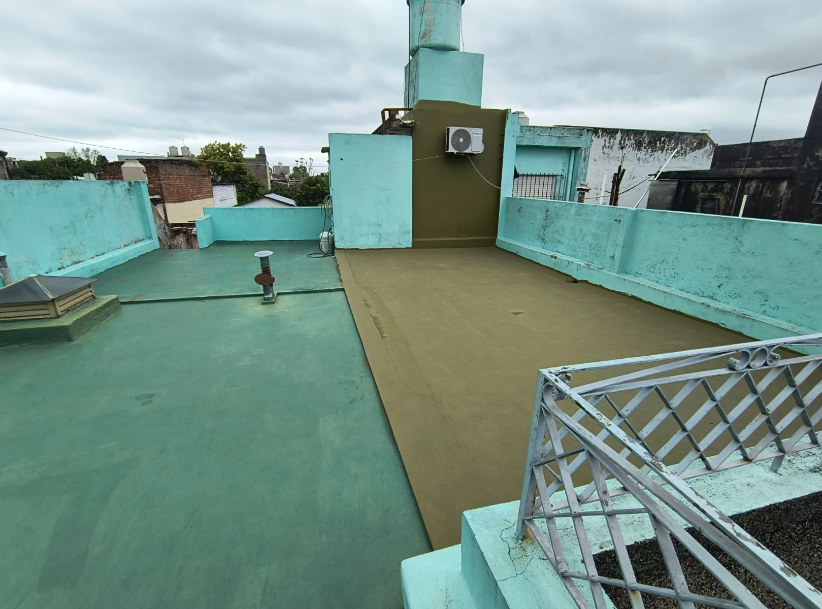 VENTA EN BLOCK - Casa de 3 Amb. + depto. 2 amb.-Campo de Mayo al 6700-Martín Coronado. — foto 11