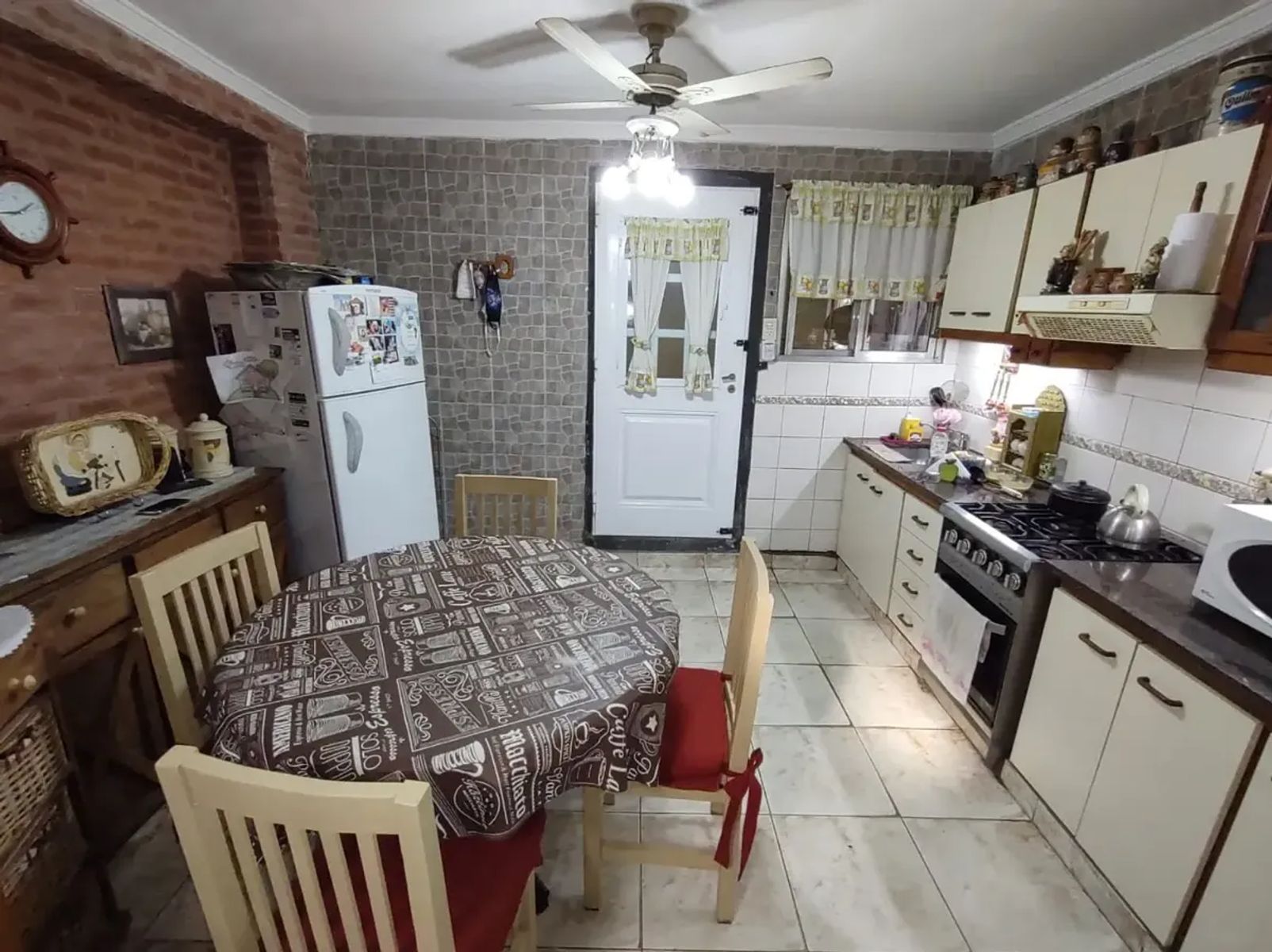 VENTA - Ph 3 Amb - Gral. Lavalle Al 4700- Villa Bonich - 3