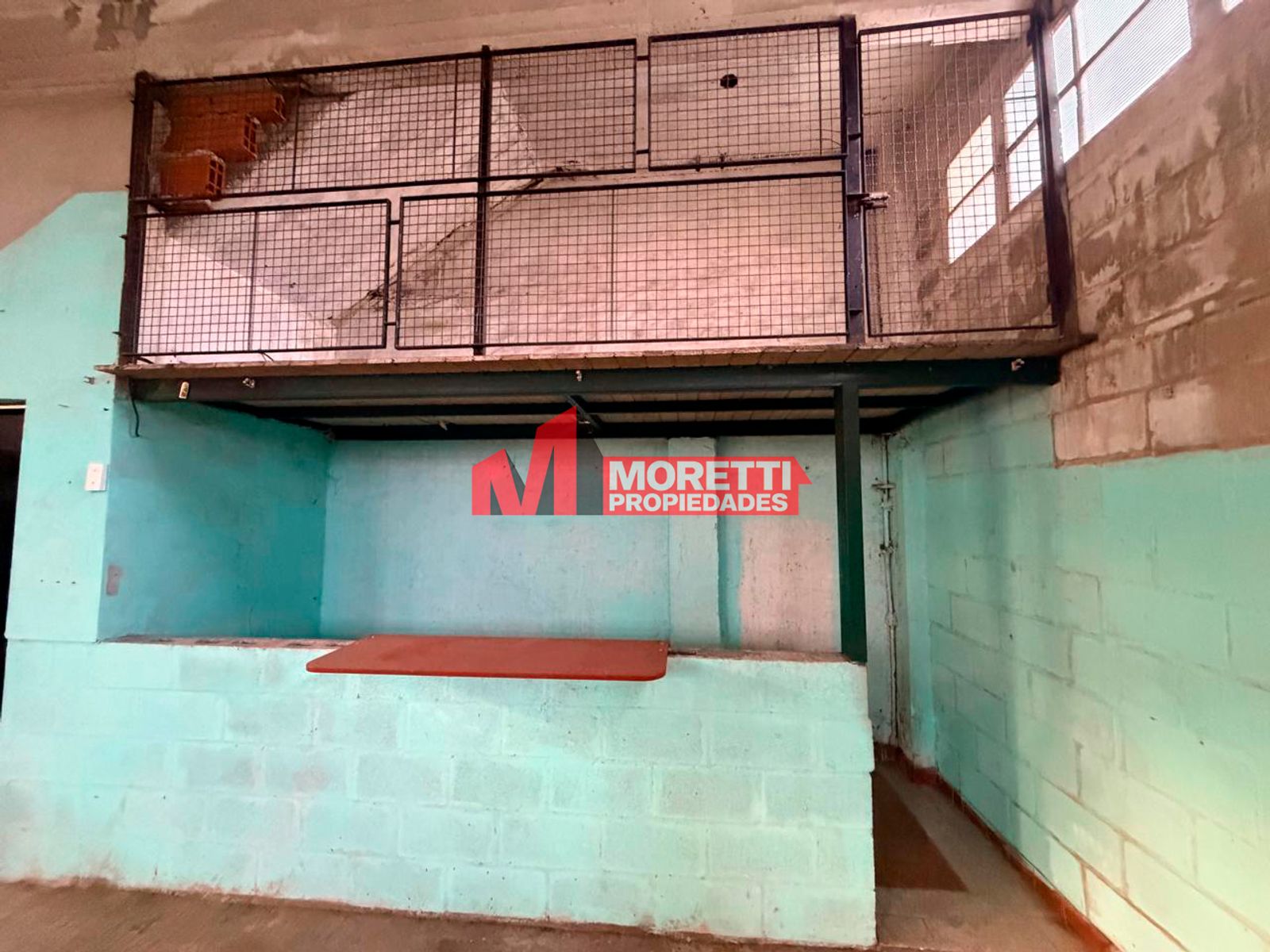 ALQUILER - Galpón 100 m2 - Rivadavia 5700 - Loma Hermosa - 4