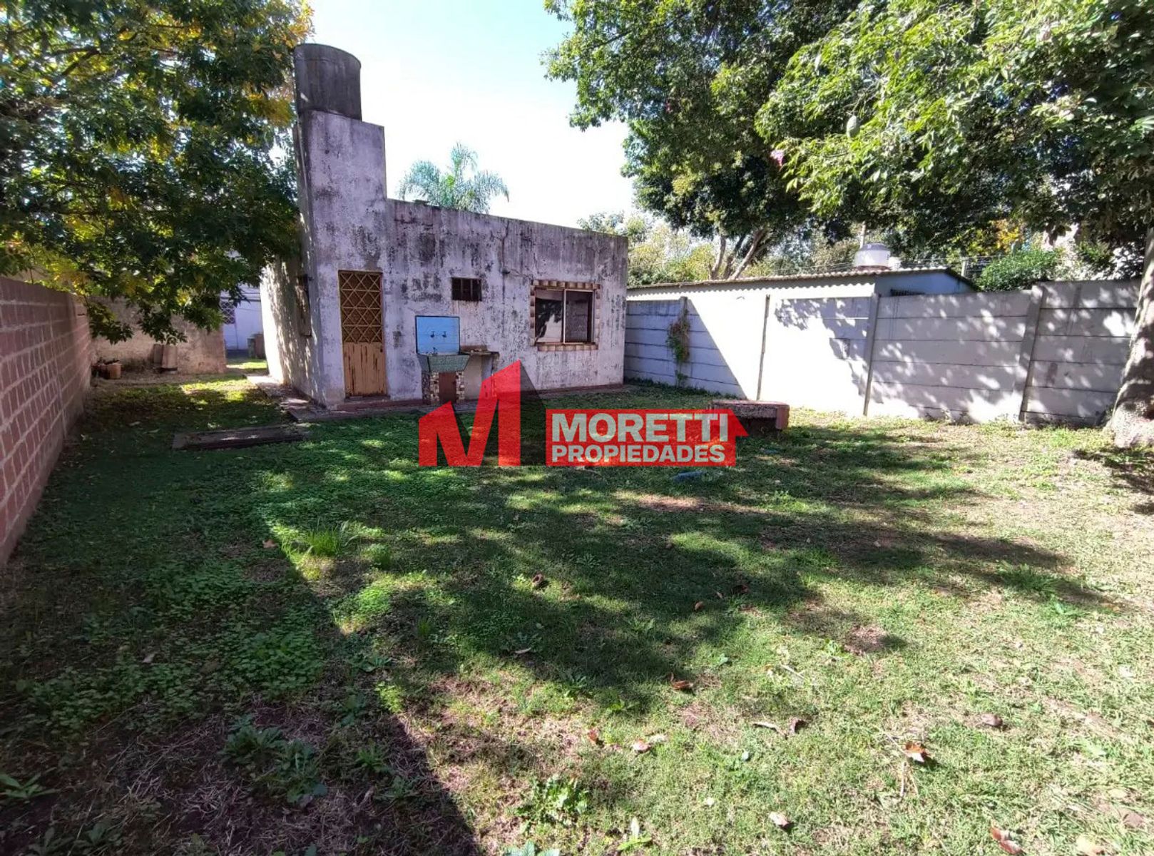 VENTA - Casa 3 Amb. + 2 Dptos. 3 Amb- Echeverria al 7800- Villa Bosch. - 7