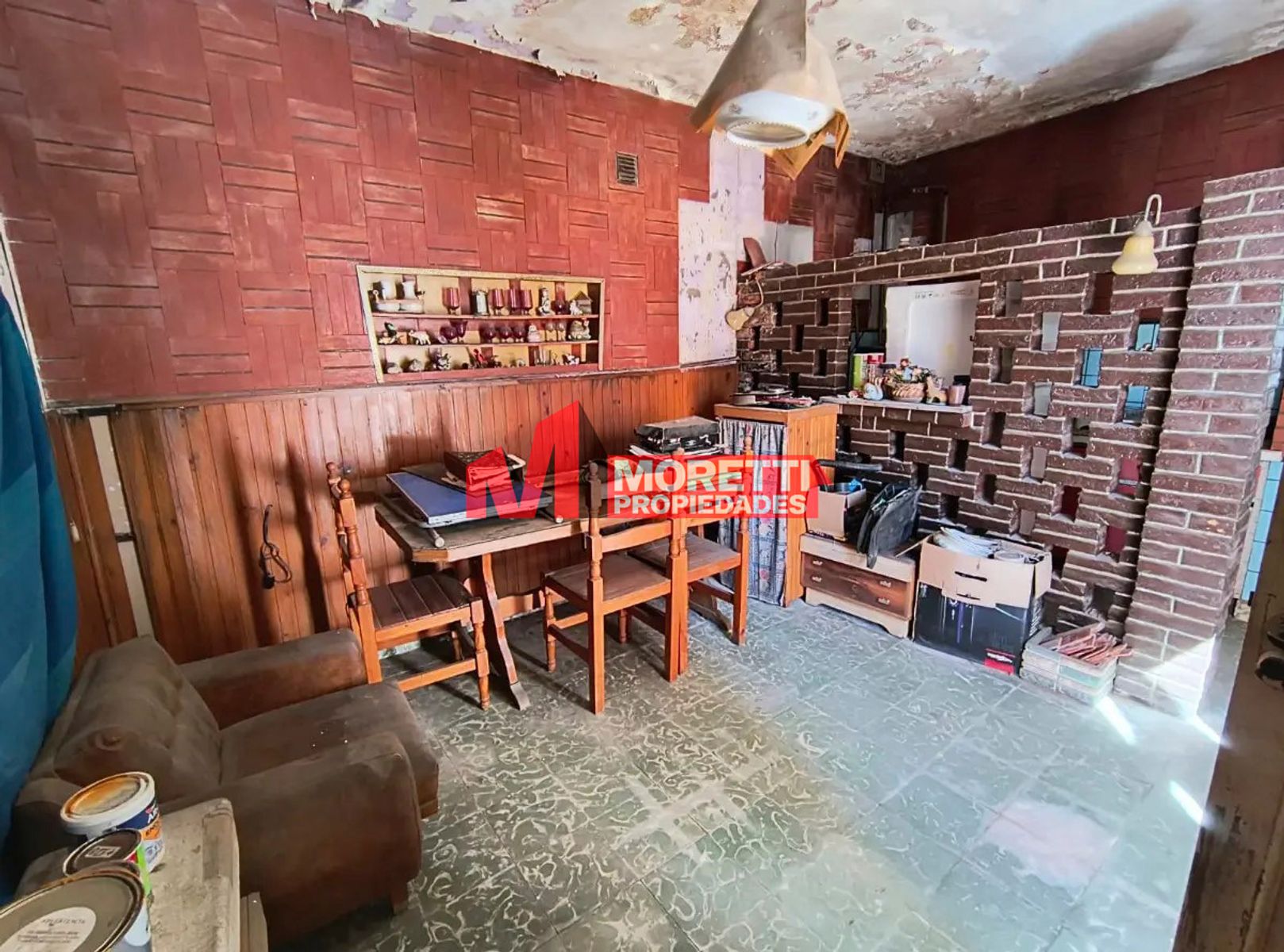 VENTA - Casa 3 Amb. + 2 Dptos. 3 Amb- Echeverria al 7800- Villa Bosch. - 18