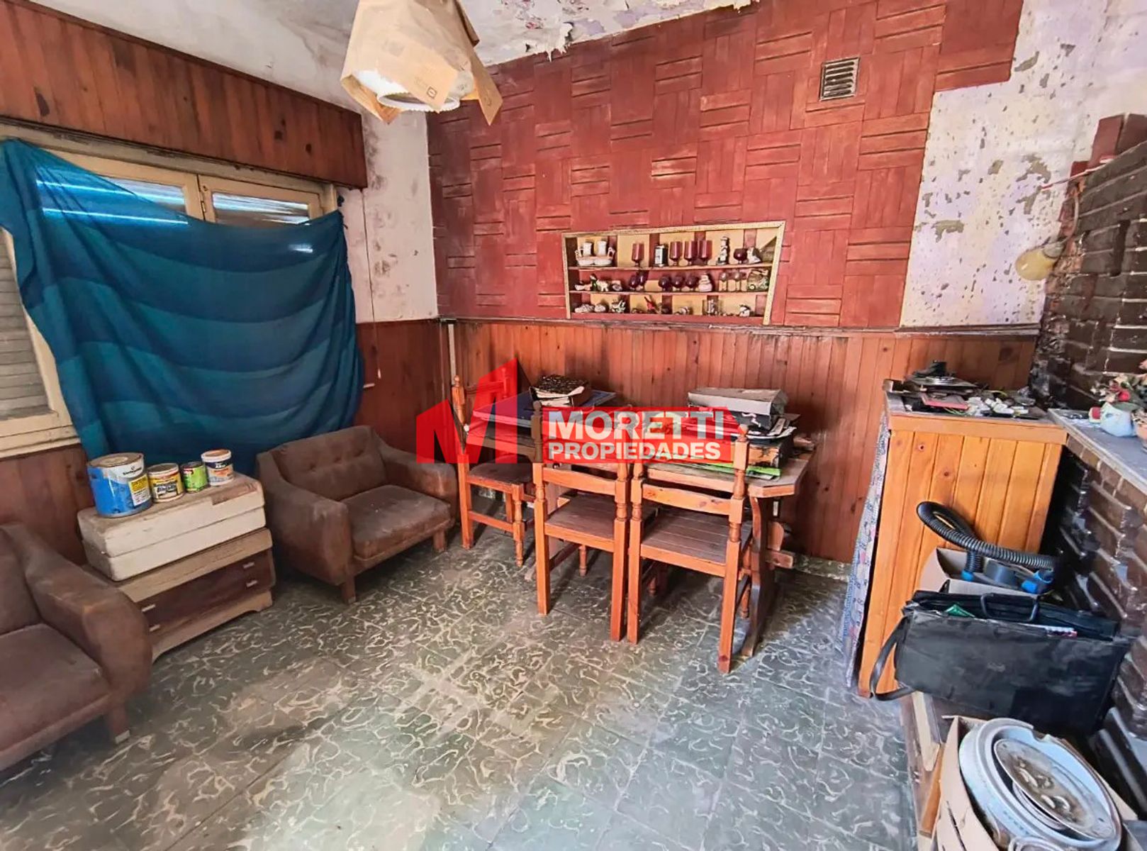 VENTA - Casa 3 Amb. + 2 Dptos. 3 Amb- Echeverria al 7800- Villa Bosch. - 19