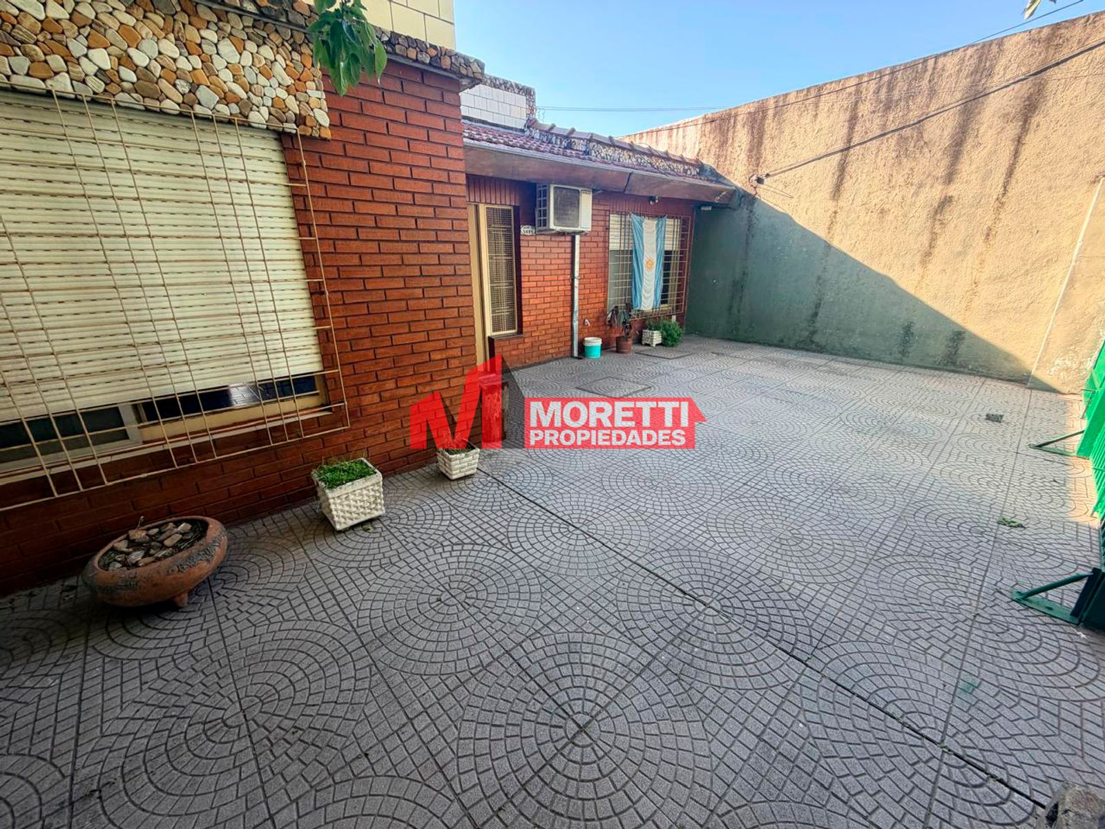 VENTA EN BLOCK - Casa 3 Amb. + Dpto. 2 Amb. - Agustín Magaldi al 5600 - Villa Libertad - 4