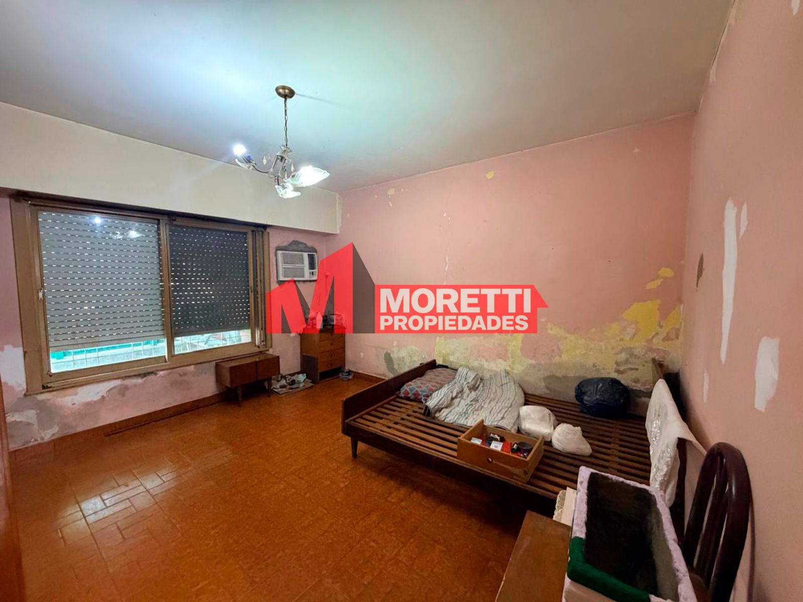 VENTA EN BLOCK - Casa 3 Amb. + Dpto. 2 Amb. - Agustín Magaldi al 5600 - Villa Libertad - 10