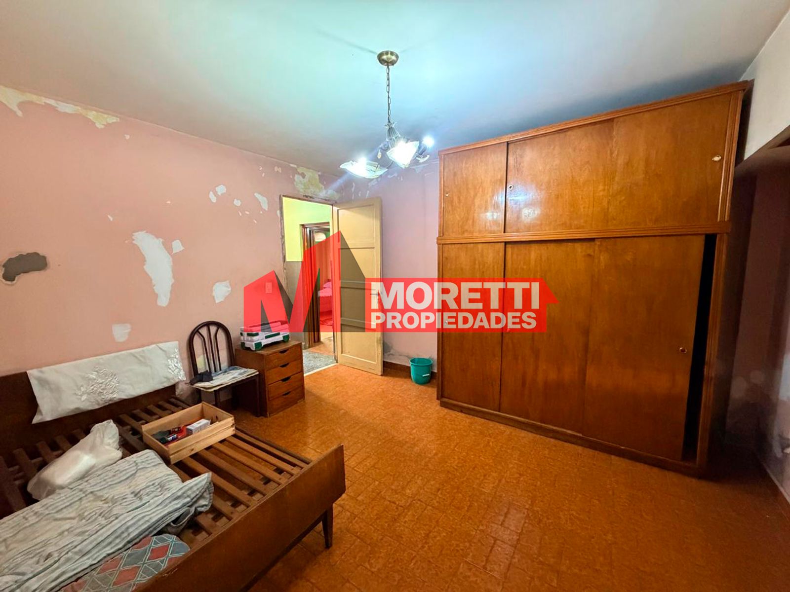 VENTA EN BLOCK - Casa 3 Amb. + Dpto. 2 Amb. - Agustín Magaldi al 5600 - Villa Libertad - 11