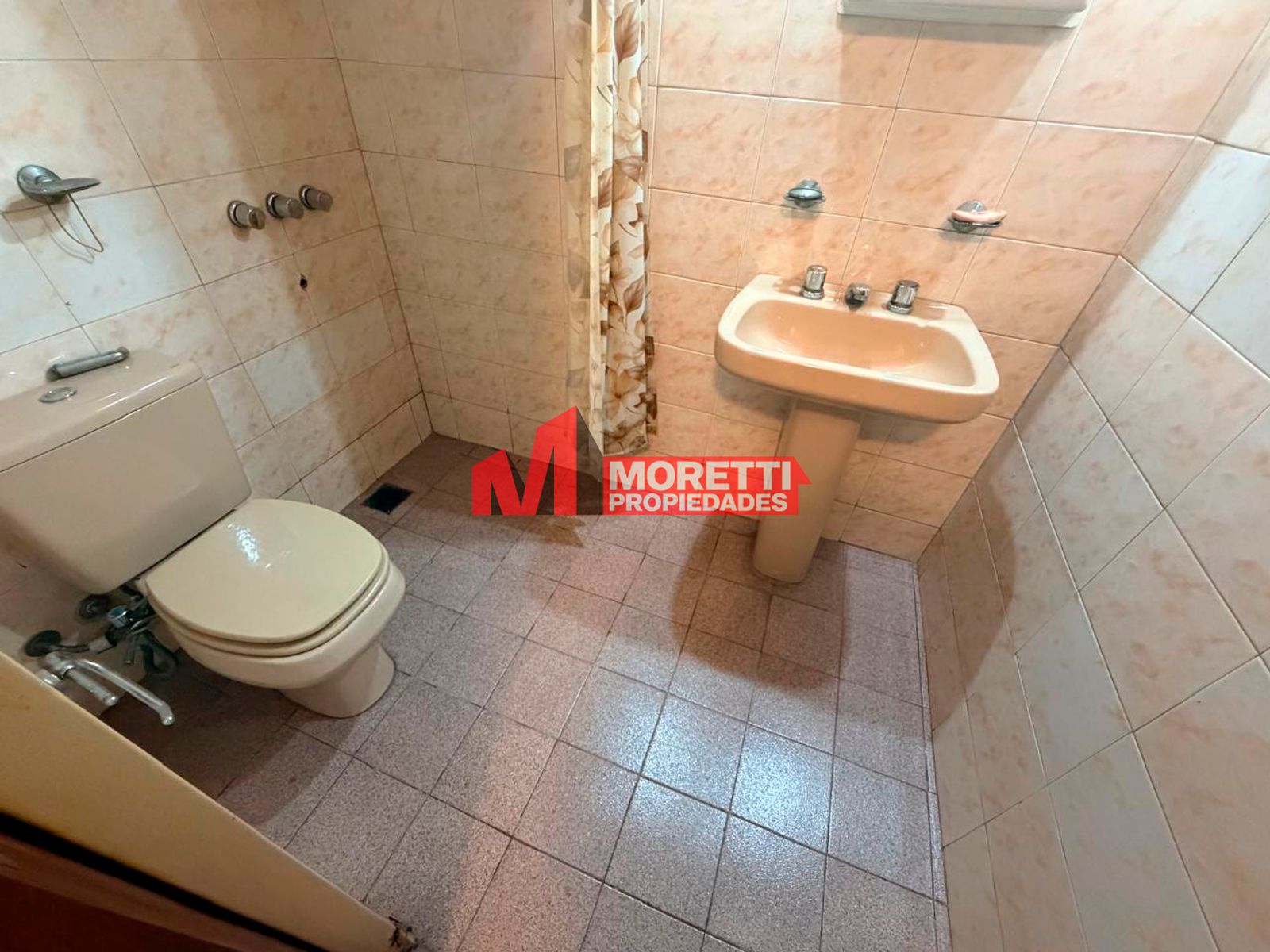 VENTA EN BLOCK - Casa 3 Amb. + Dpto. 2 Amb. - Agustín Magaldi al 5600 - Villa Libertad - 15
