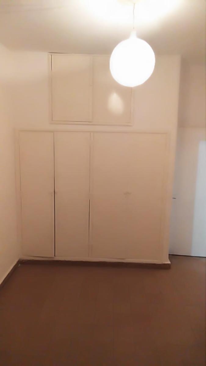 Se Vende Casa de 2 Dormitorios en Barrio Parque Chacabuco , a 2 cuadras del Shopping Villa Cabrera — foto 12