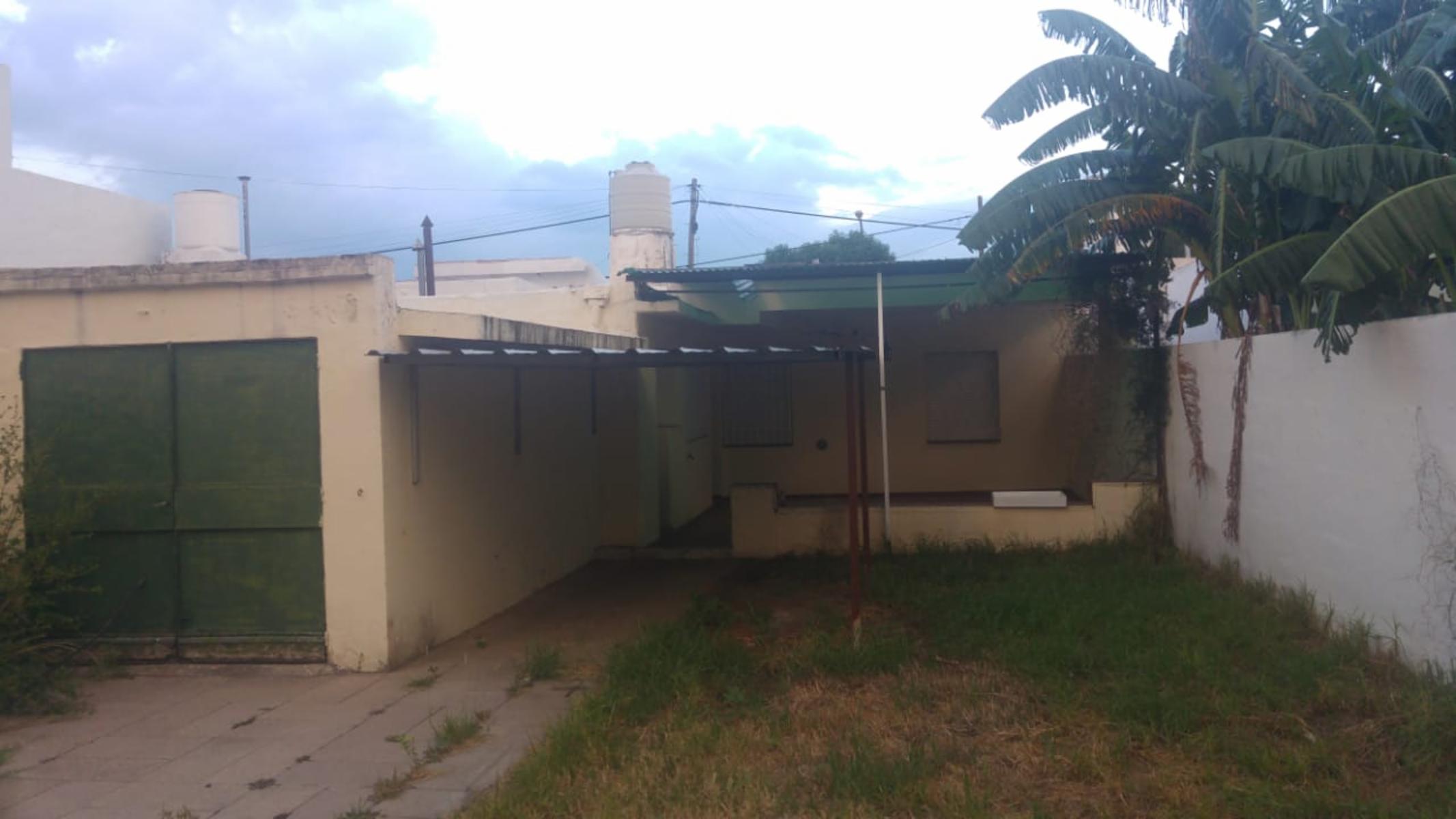 Se Vende Casa de 2 Dormitorios en Barrio Parque Chacabuco , a 2 cuadras del Shopping Villa Cabrera — foto 15