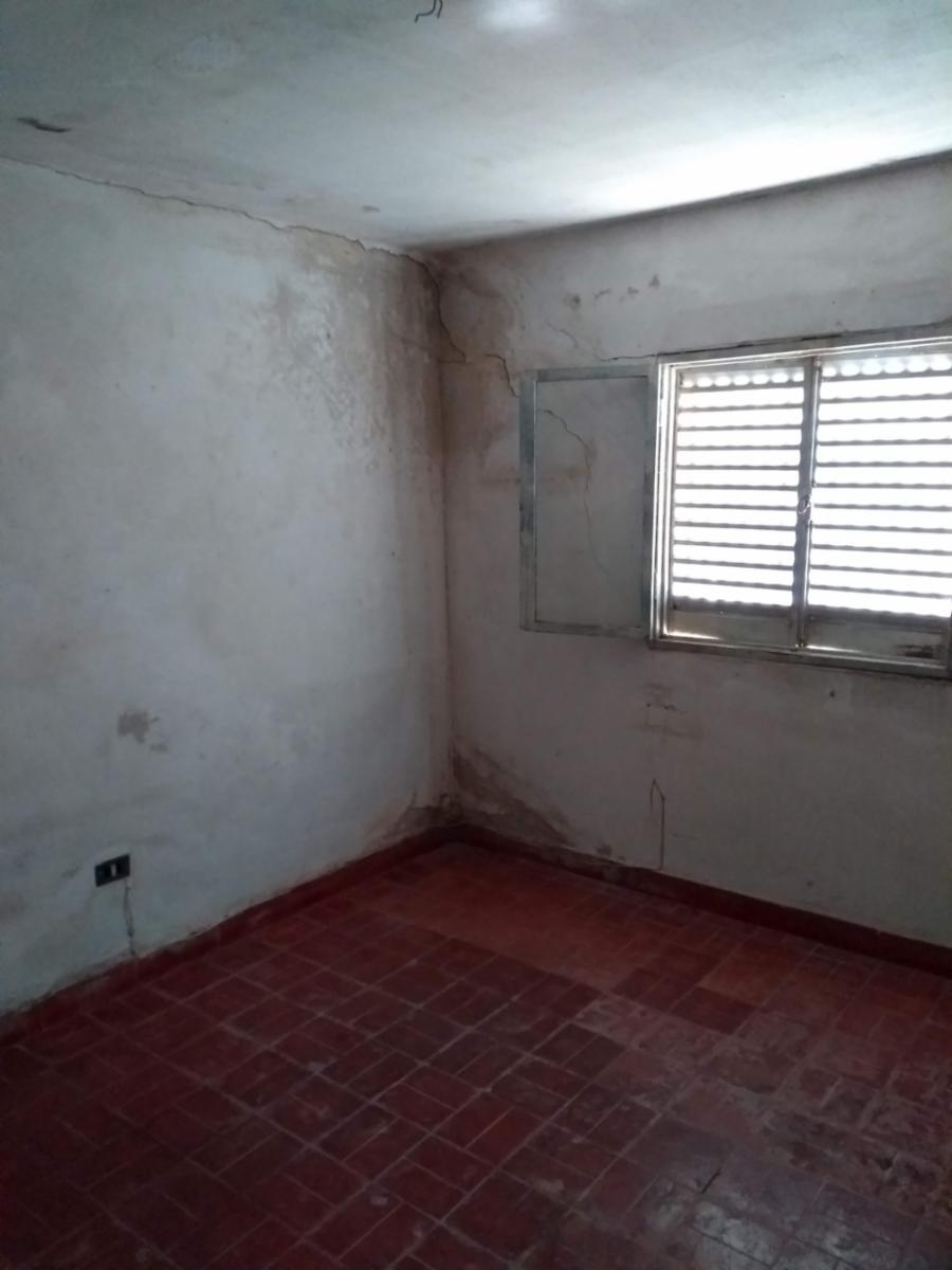 Se vende casa de 3 dormitorios en Bº Las Palmas a 2 cudras de la Av Duarte Quiroz - A Restaurar — foto 6