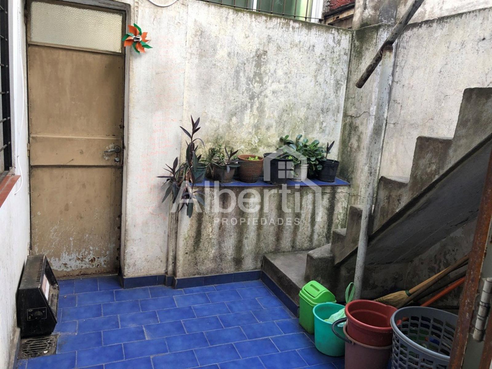 Oportunidad. Casa PH al frente en excelente ubicación — foto 6